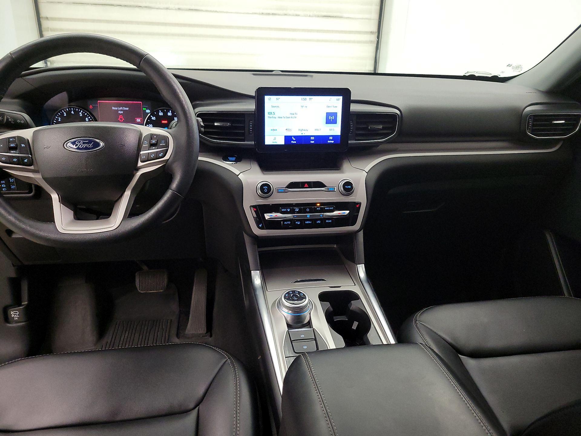 Thumbnail: 2023 Ford Explorer - 9