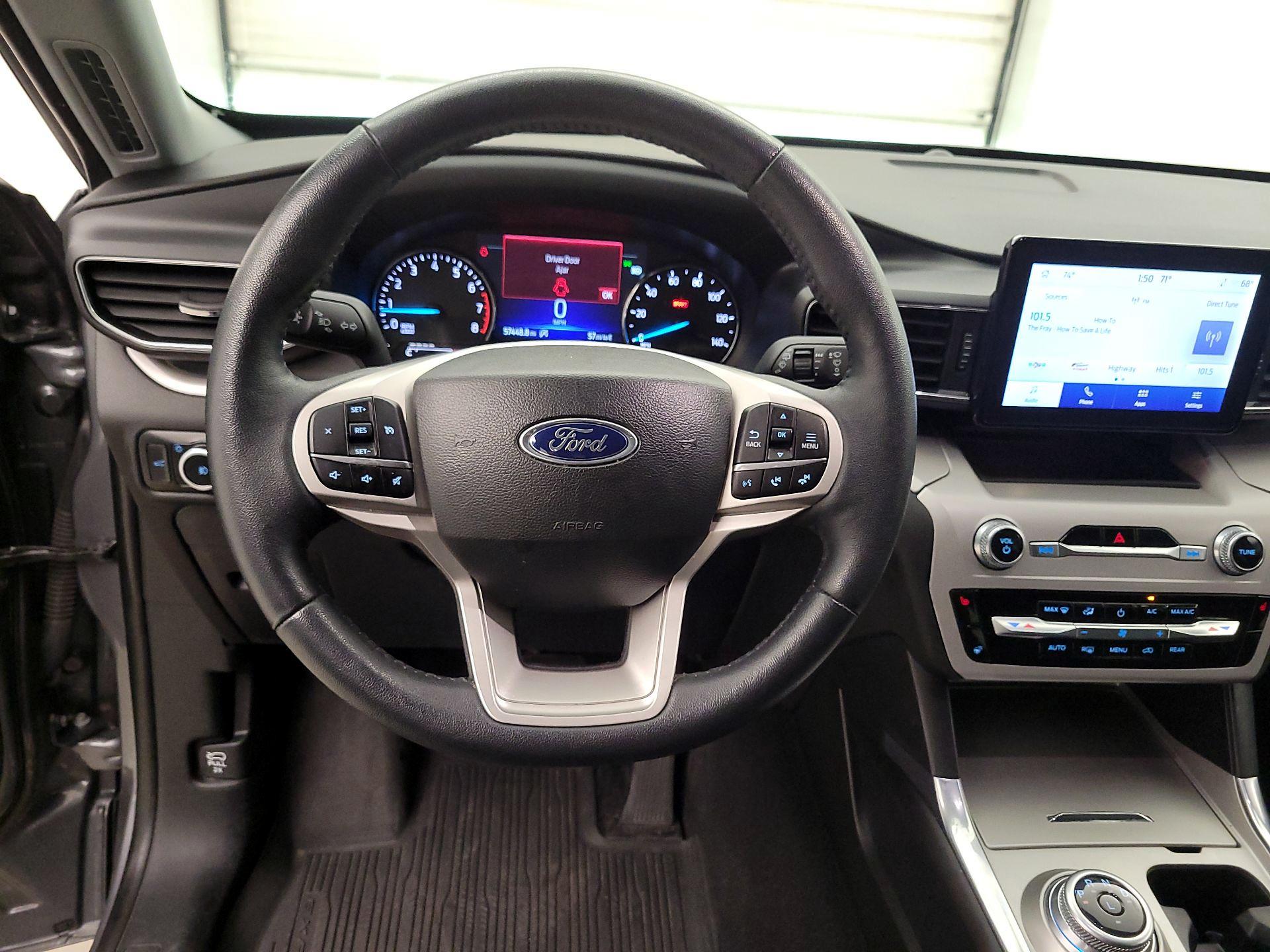 Thumbnail: 2023 Ford Explorer - 10