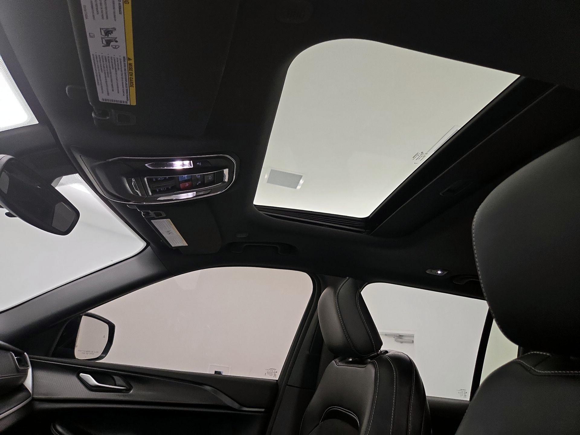 Thumbnail: 2024 Jeep Grand Cherokee - 19