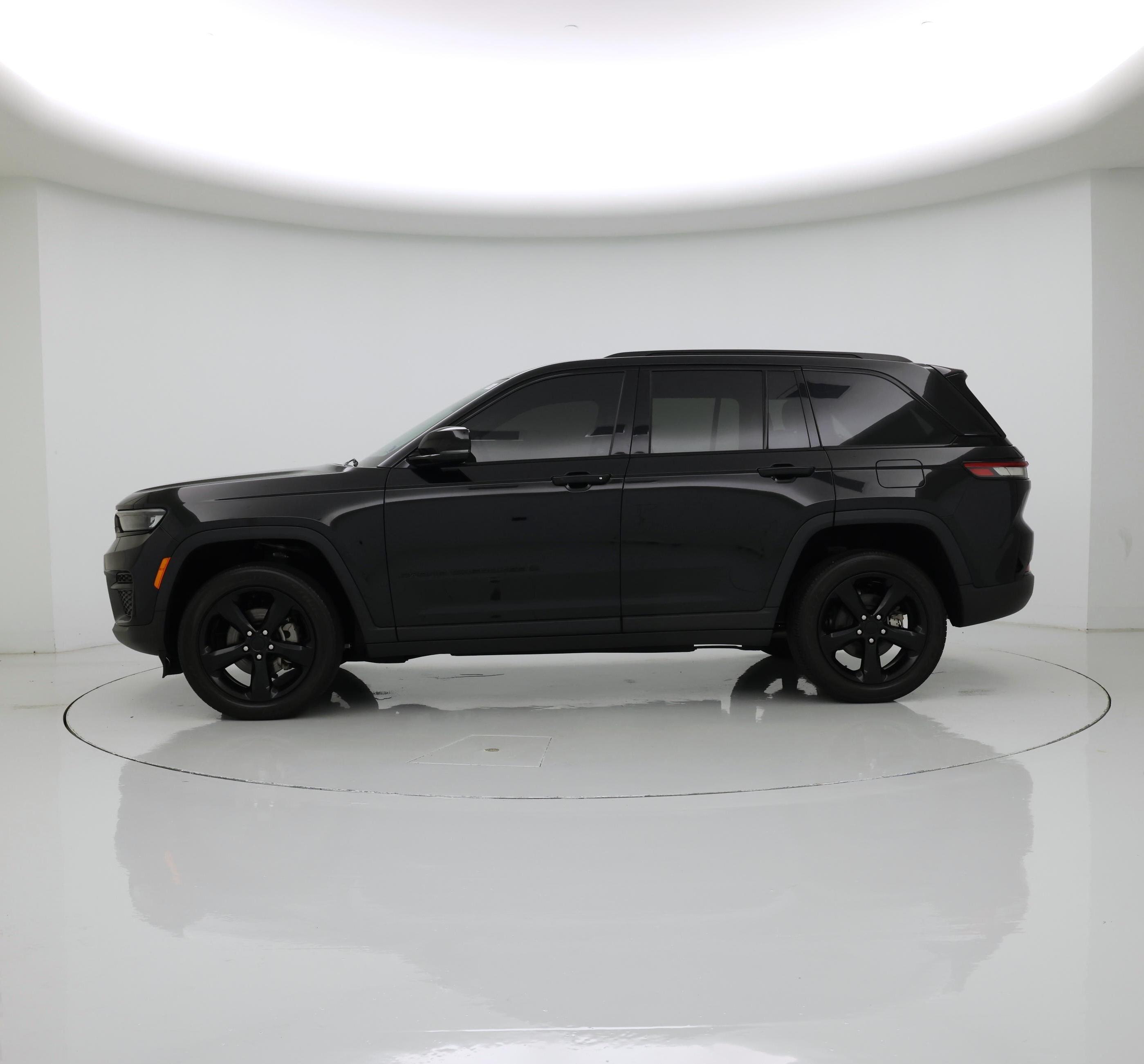 Thumbnail: 2024 Jeep Grand Cherokee - 3
