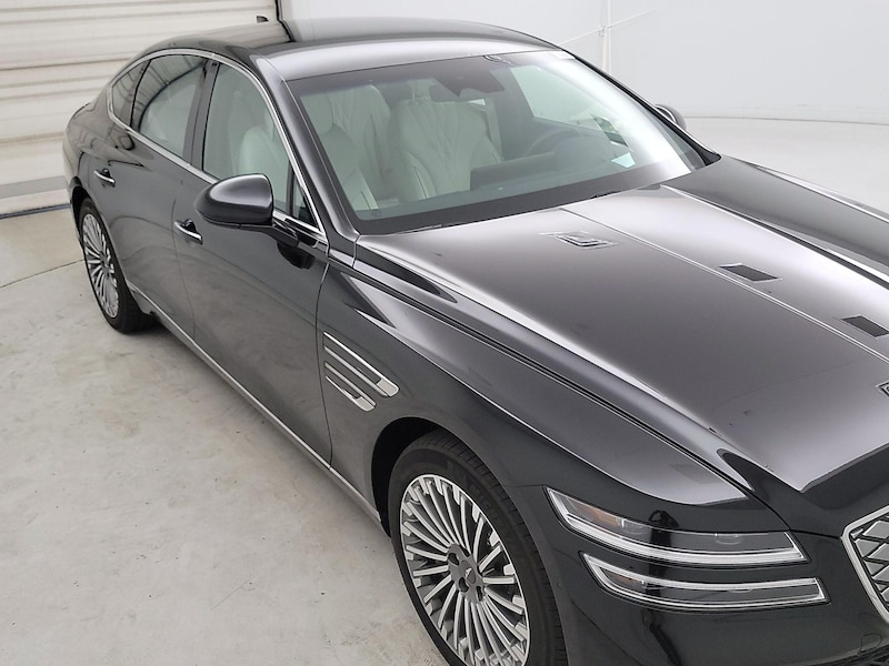 2023 Genesis Electrified G80 null