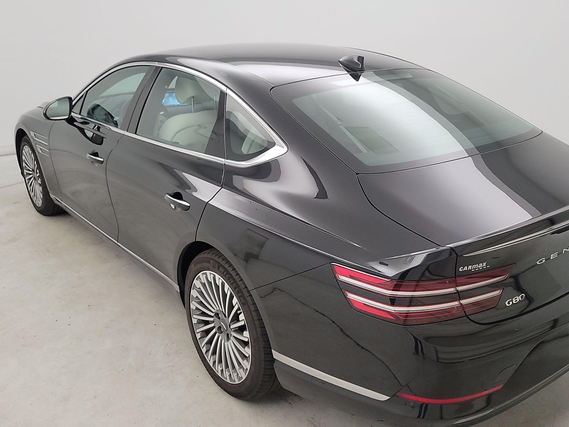 Thumbnail: 2023 Genesis G80 - 7