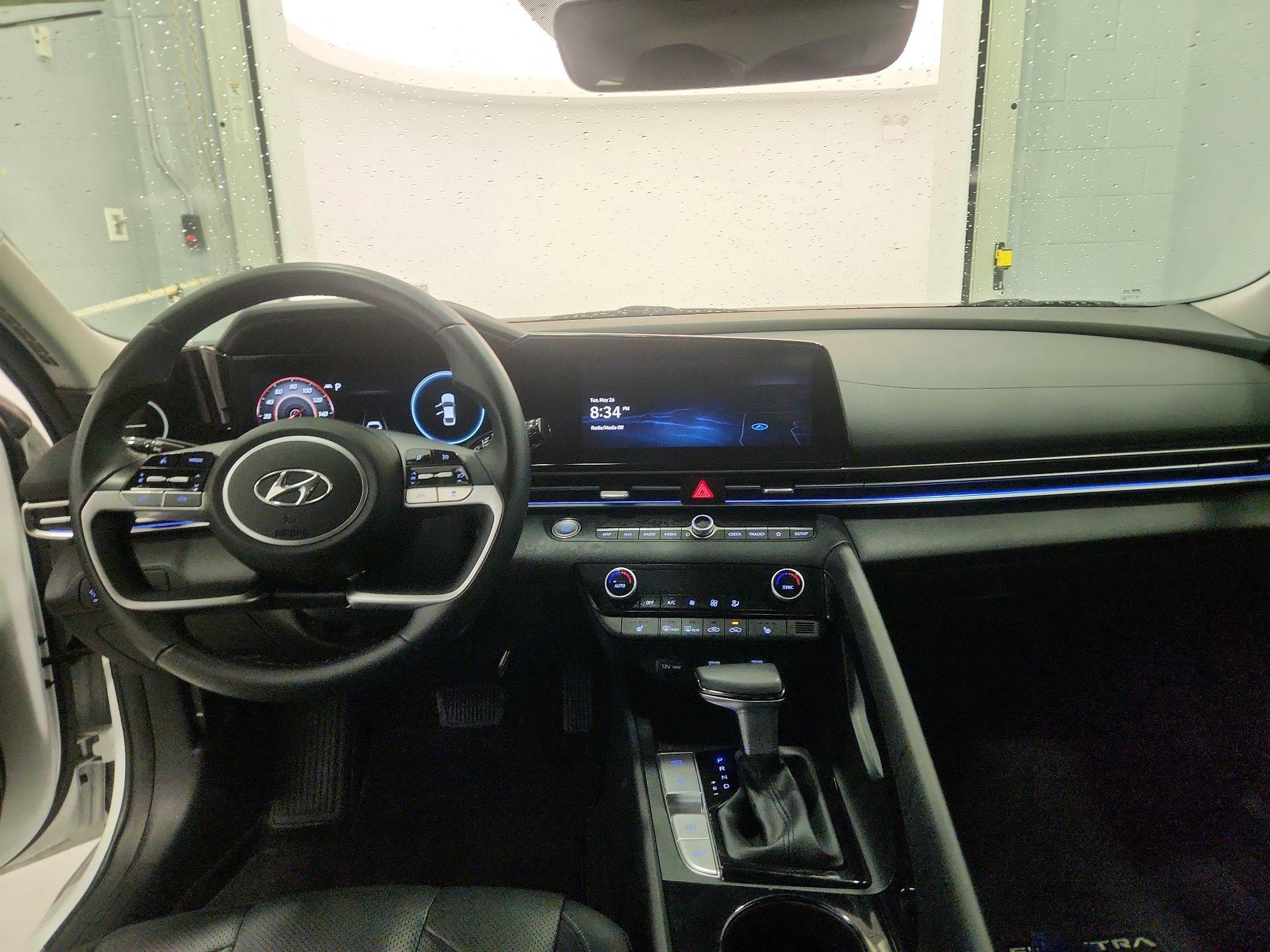 Thumbnail: 2023 Hyundai Elantra - 9