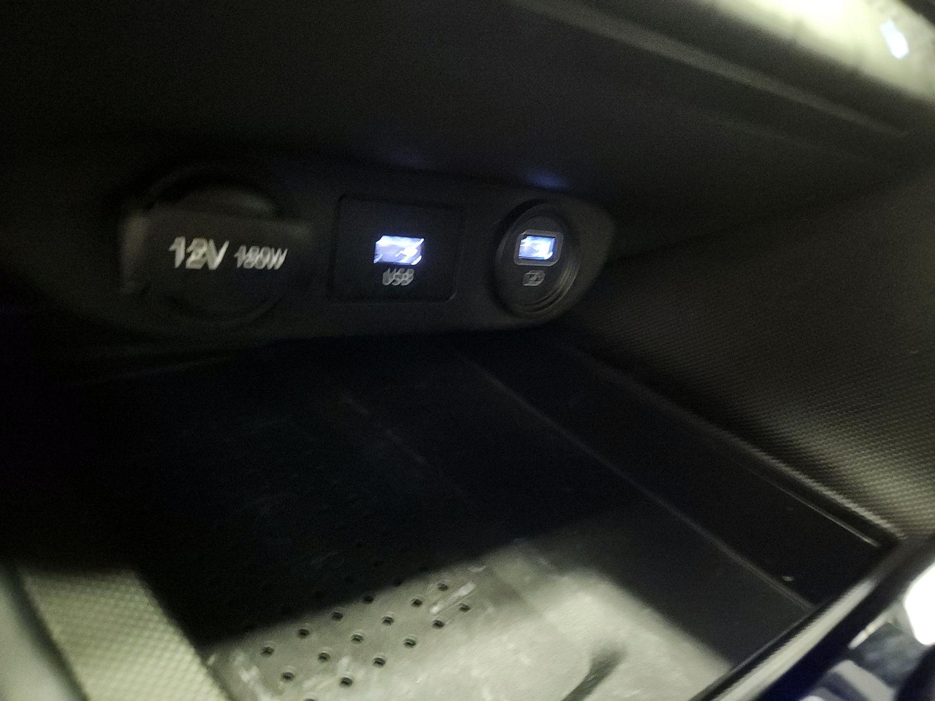 Thumbnail: 2023 Hyundai Elantra - 18