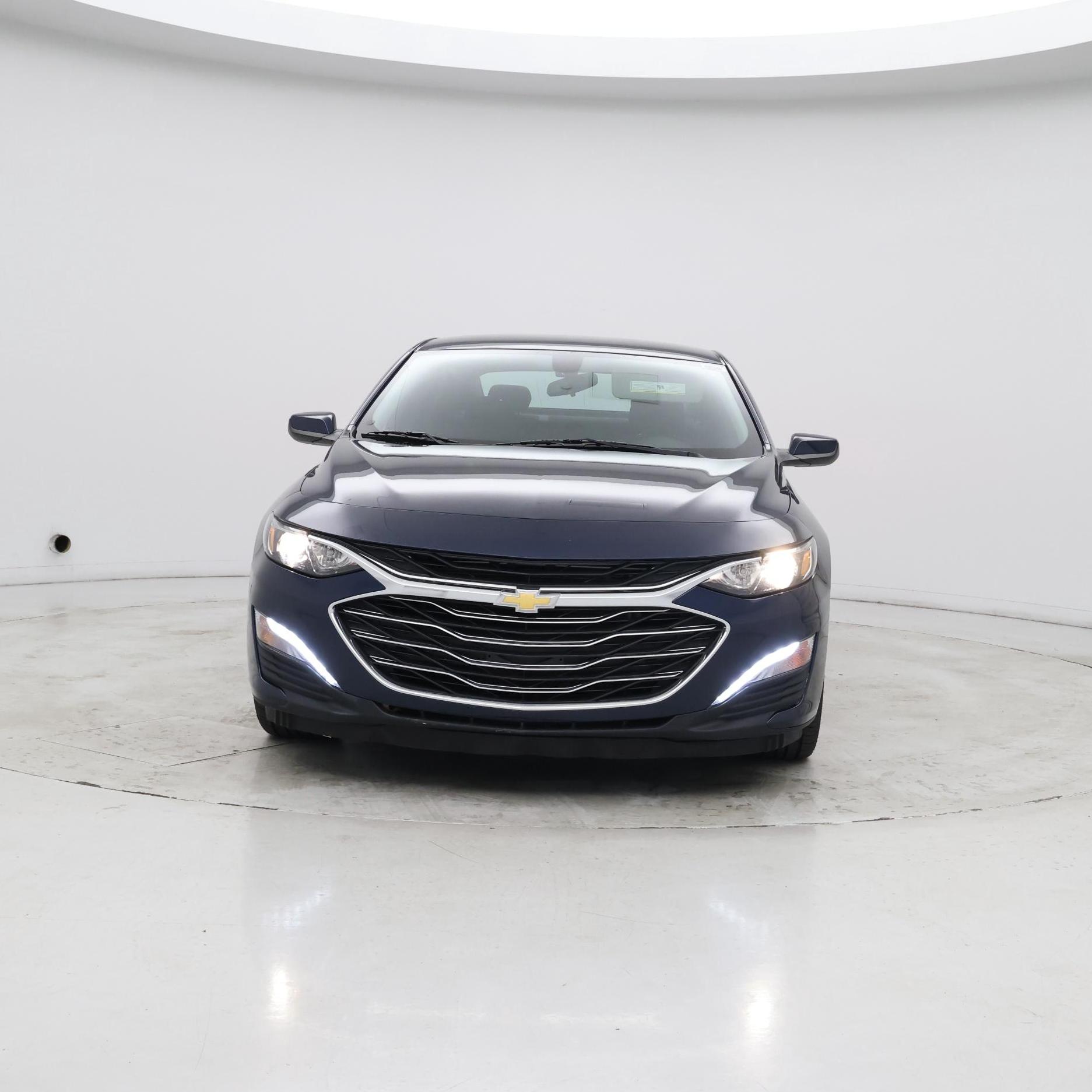 Thumbnail: 2022 Chevrolet Malibu - 4