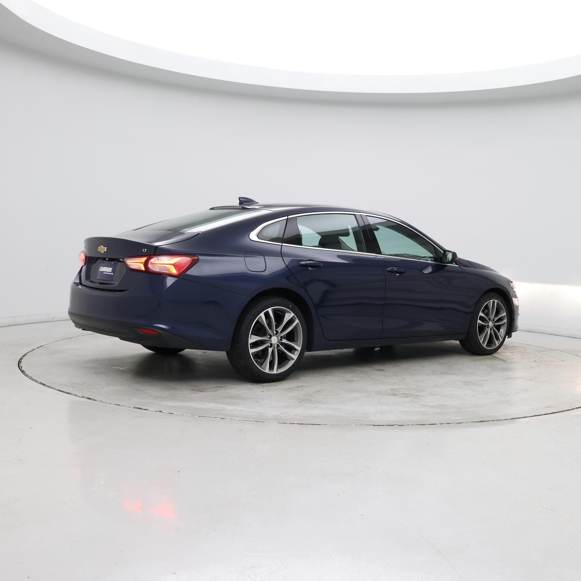 Thumbnail: 2022 Chevrolet Malibu - 6