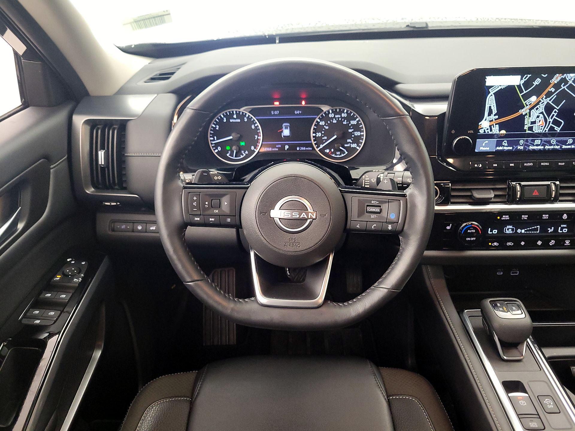Thumbnail: 2023 Nissan Pathfinder - 10
