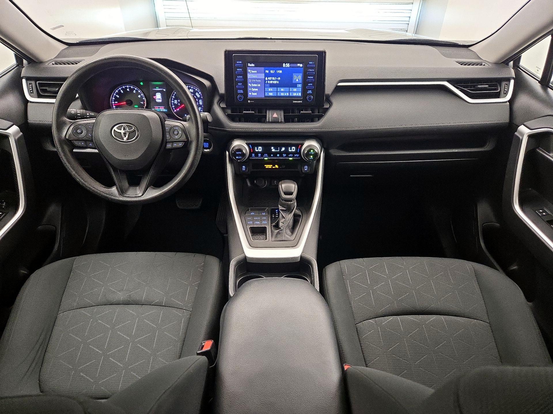 Thumbnail: 2021 Toyota RAV4 - 9