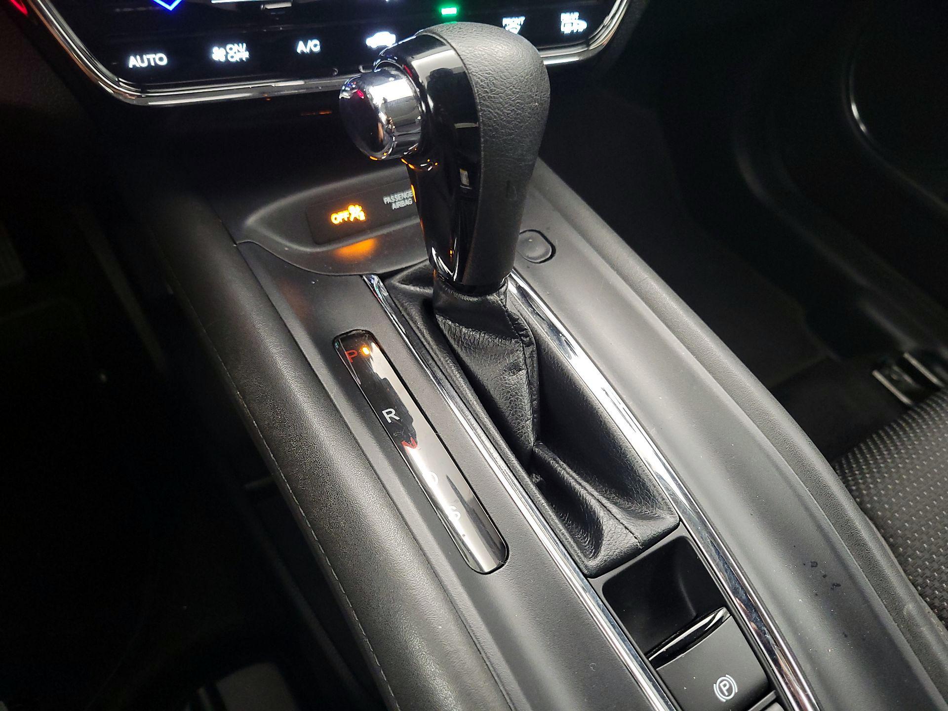 Thumbnail: 2021 Honda HR-V - 17