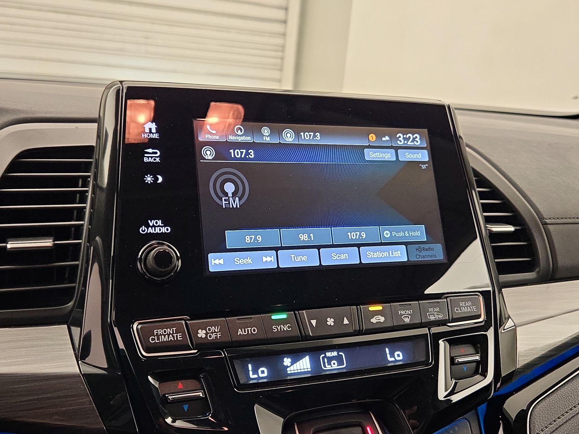 Thumbnail: 2022 Honda Odyssey - 16