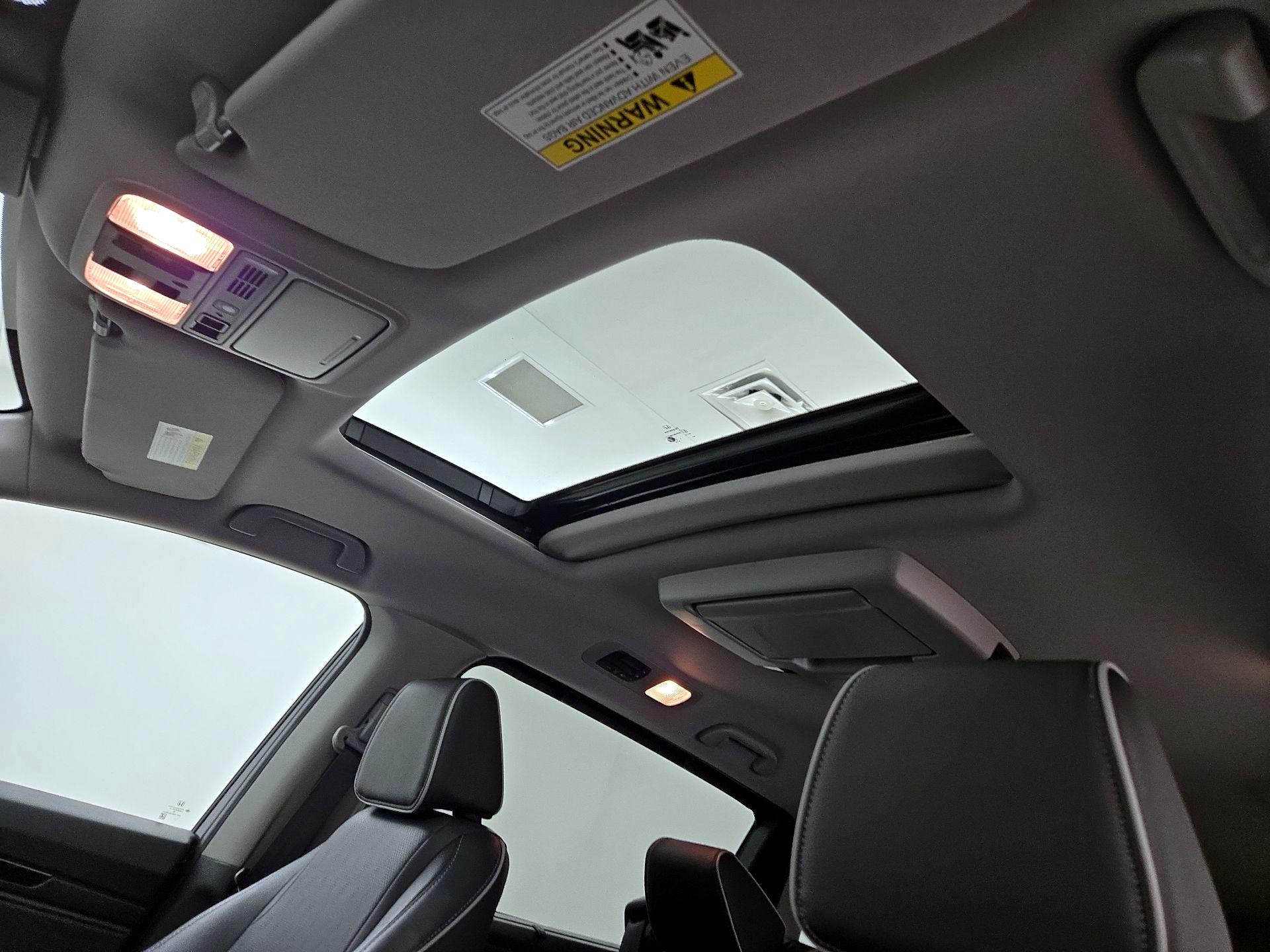 Thumbnail: 2022 Honda Odyssey - 20