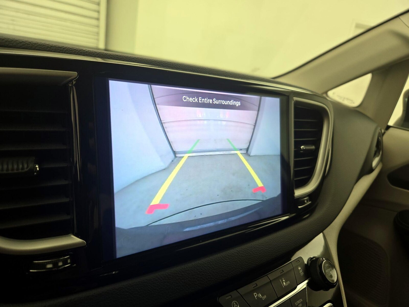 2023 Chrysler Pacifica Touring L - Photo 15