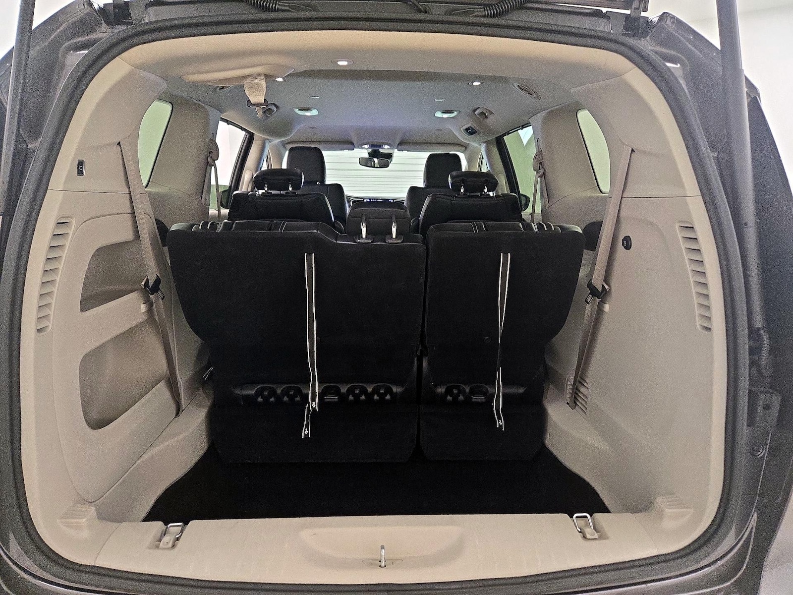 2023 Chrysler Pacifica Touring L - Photo 22