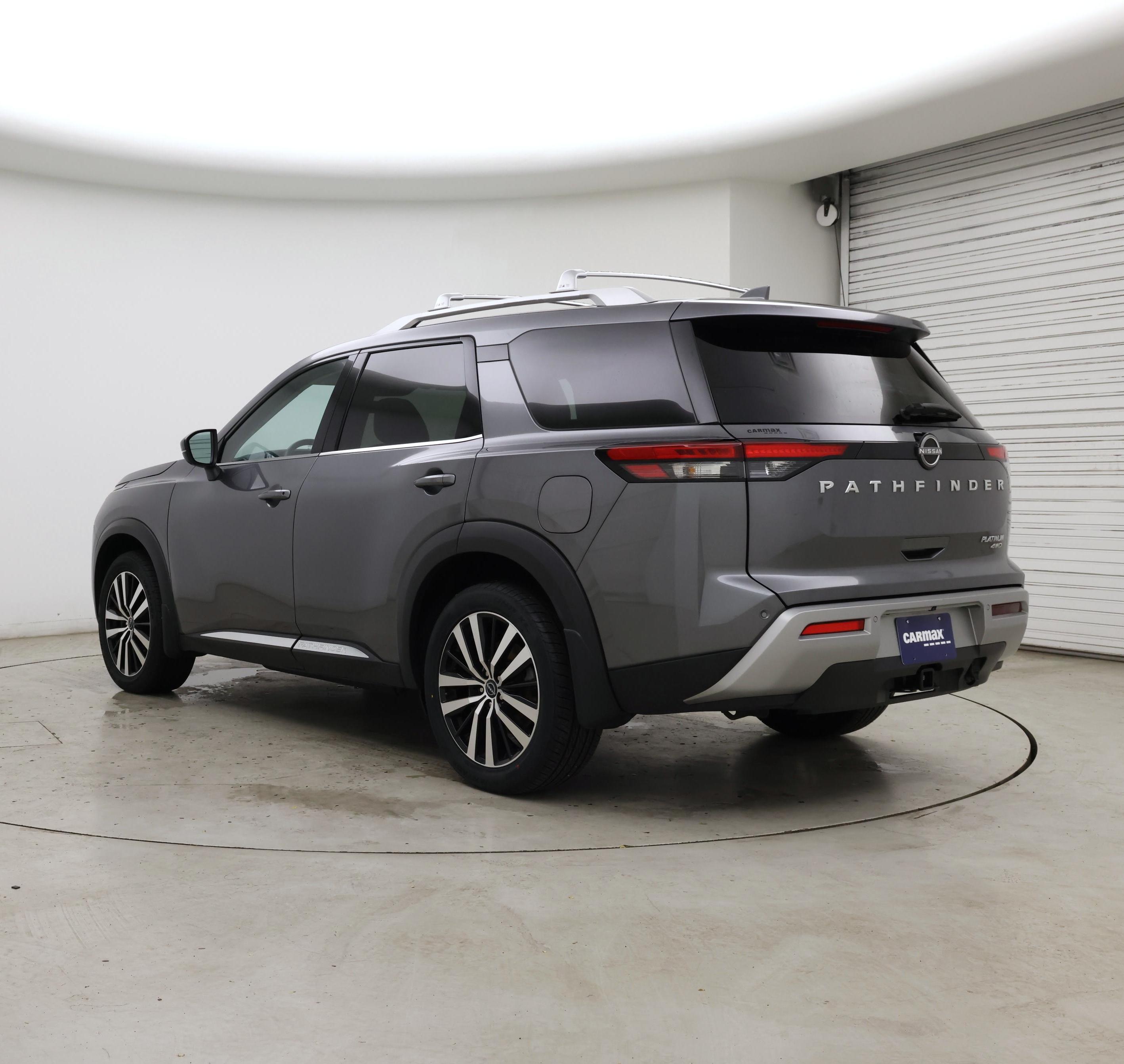 Thumbnail: 2023 Nissan Pathfinder - 2