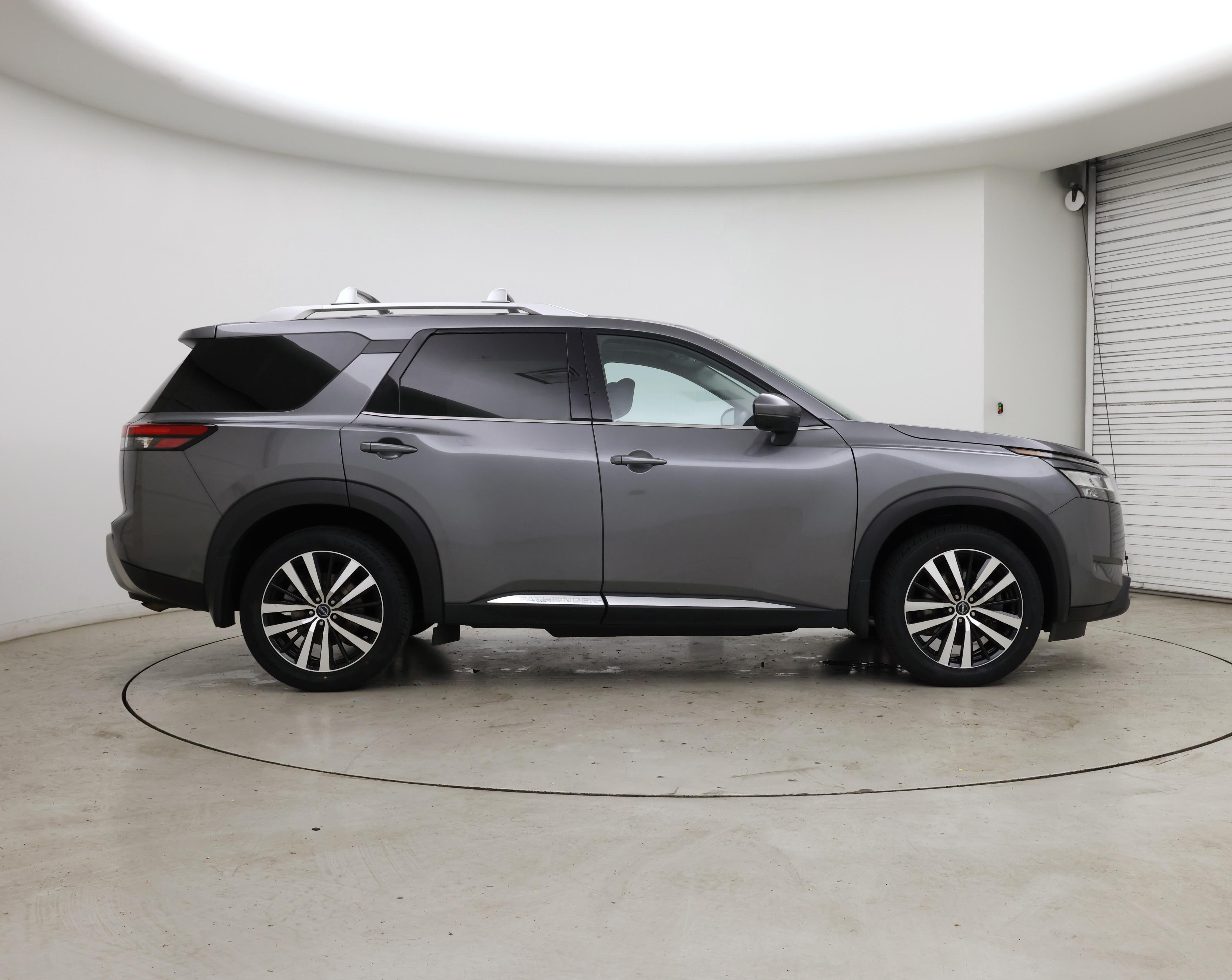 Thumbnail: 2023 Nissan Pathfinder - 7
