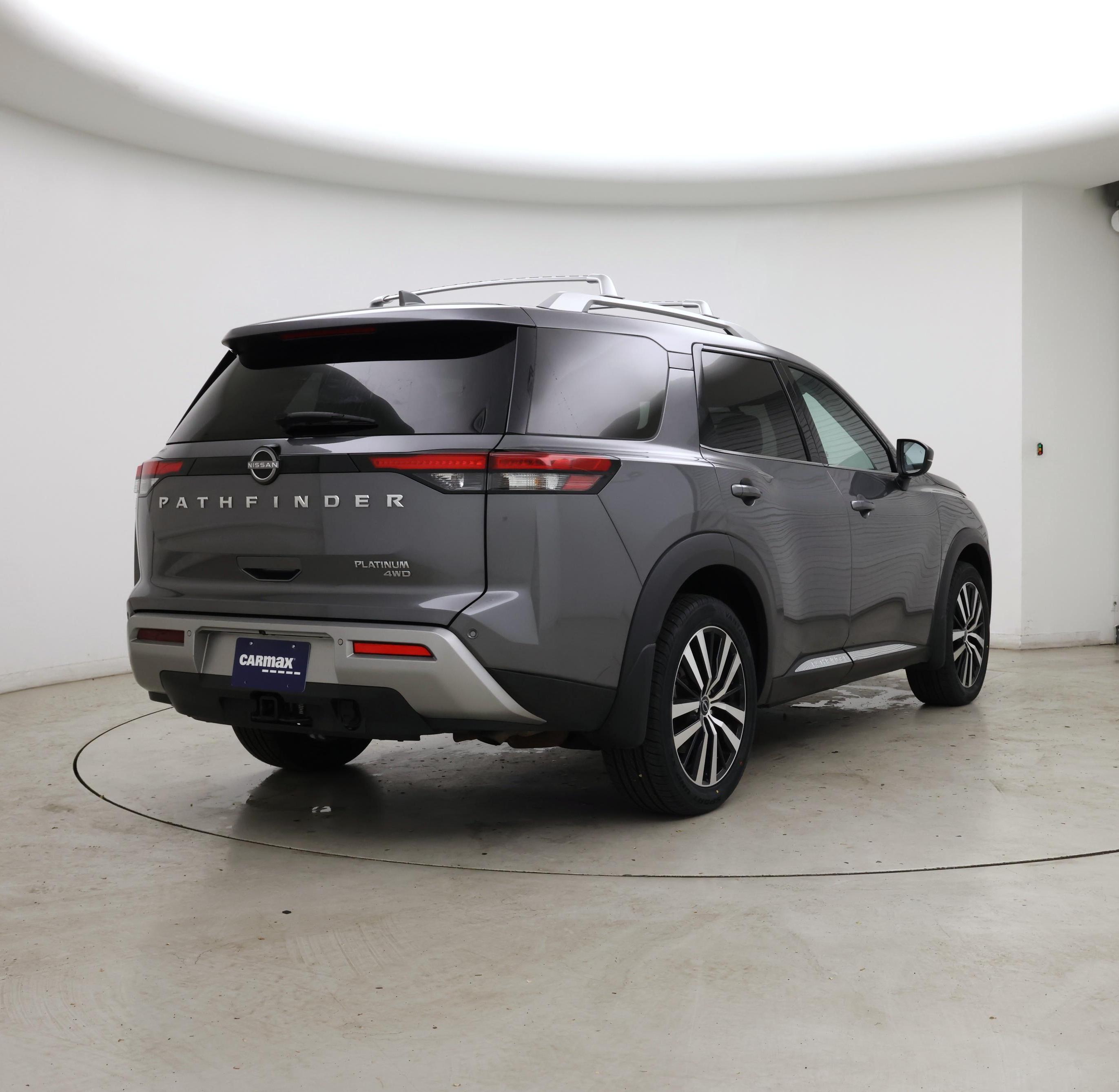 Thumbnail: 2023 Nissan Pathfinder - 8
