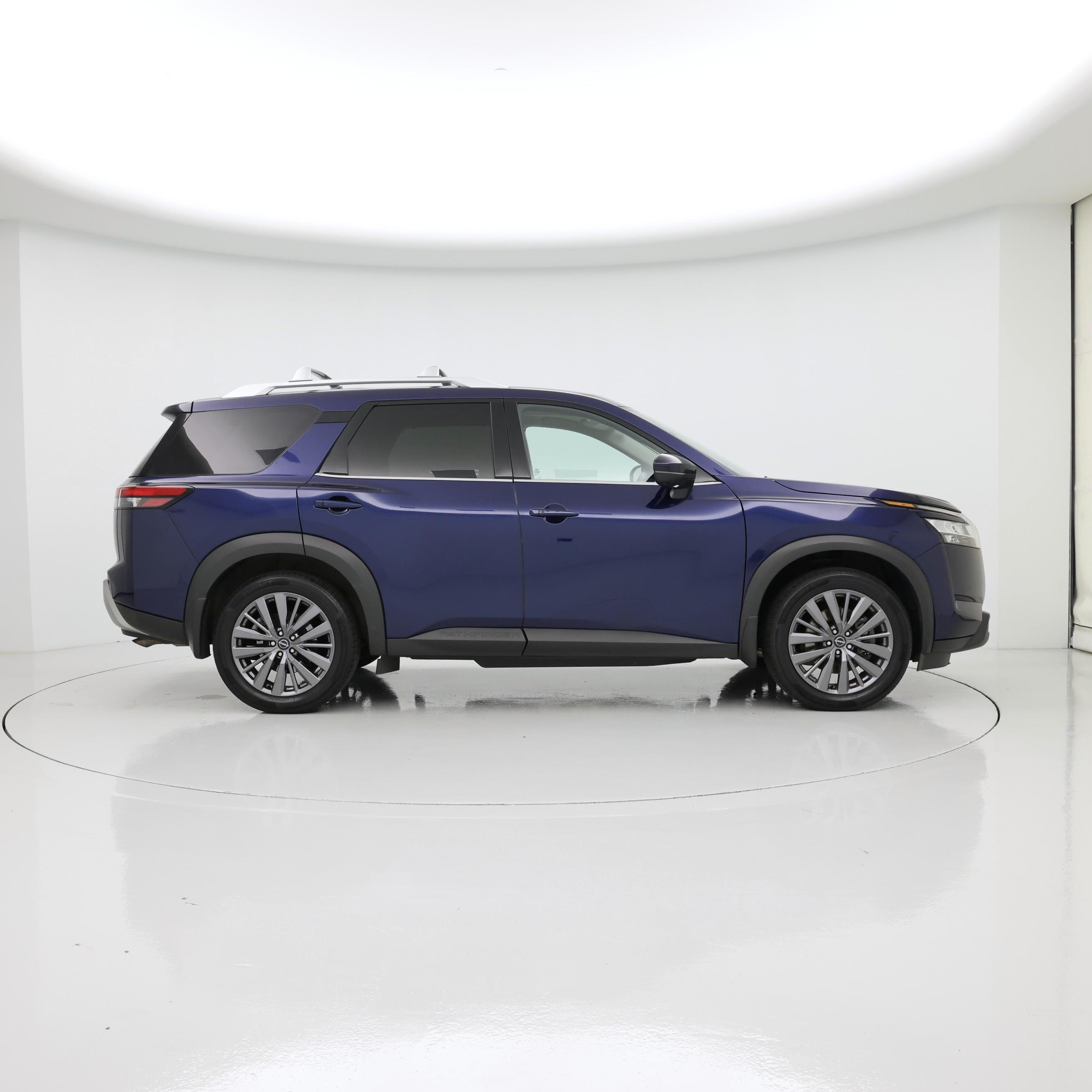 Thumbnail: 2023 Nissan Pathfinder - 7
