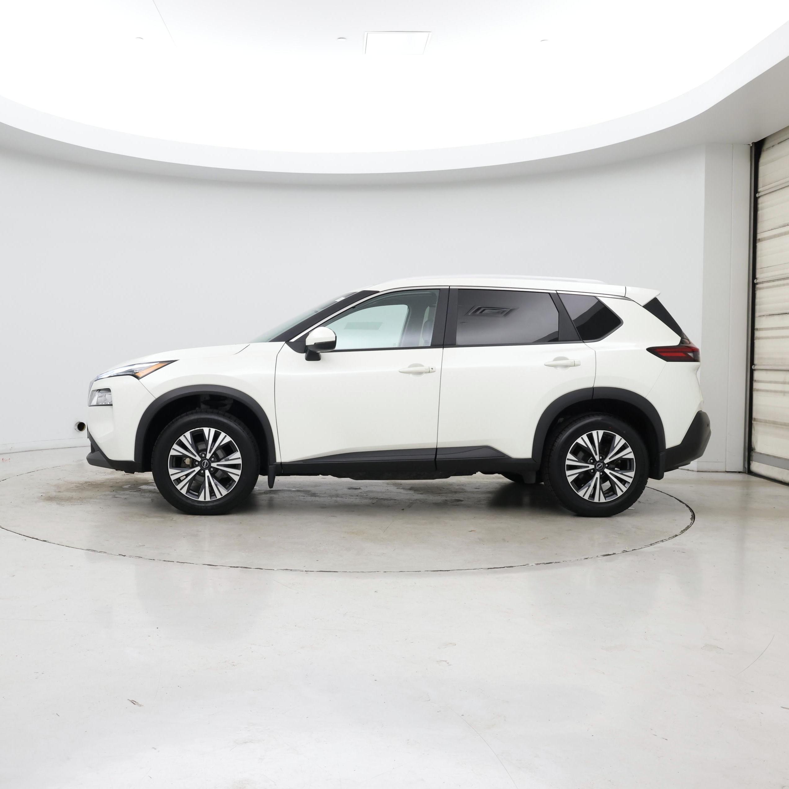 Thumbnail: 2023 Nissan Rogue - 3