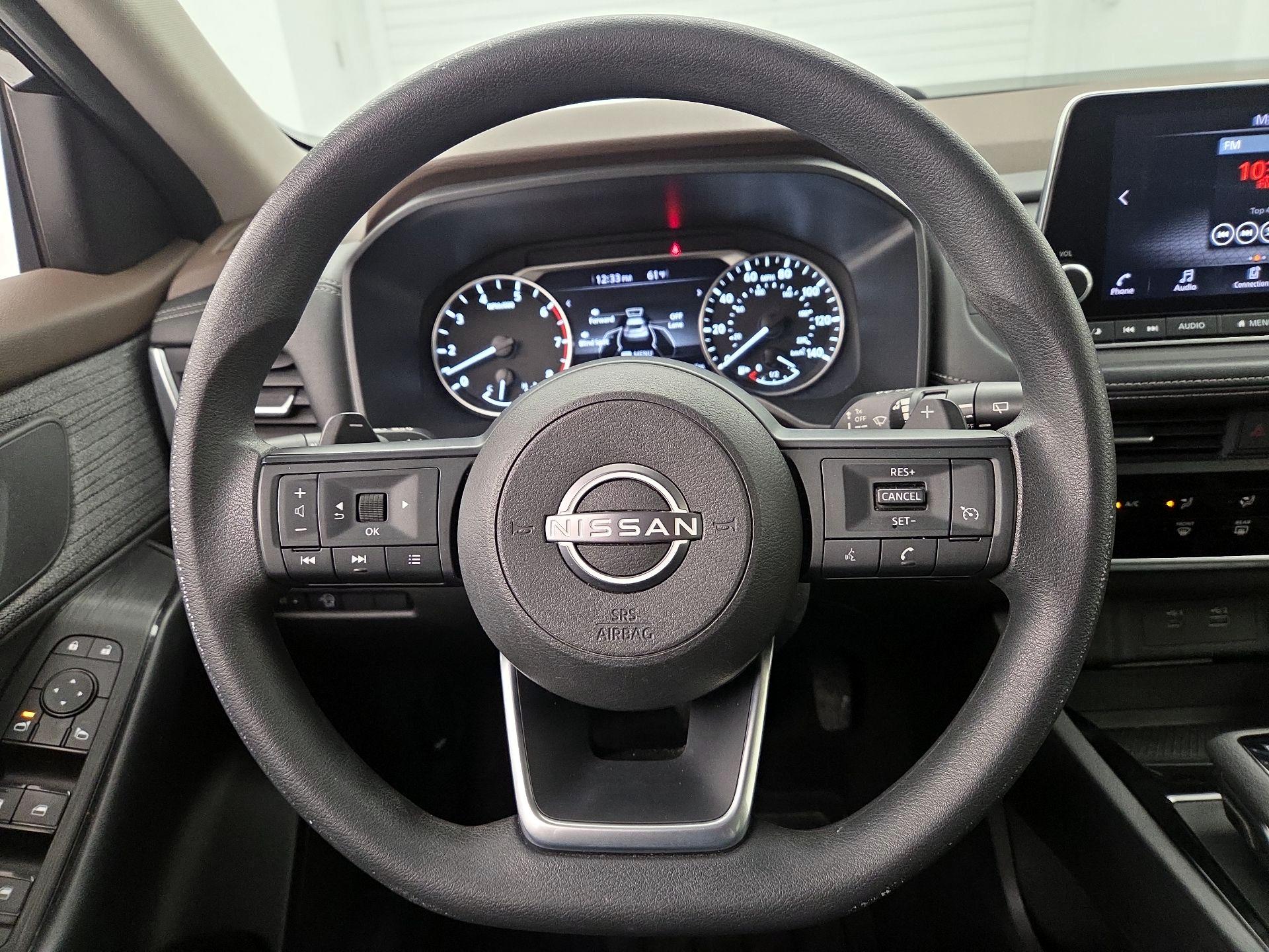 Thumbnail: 2023 Nissan Rogue - 10