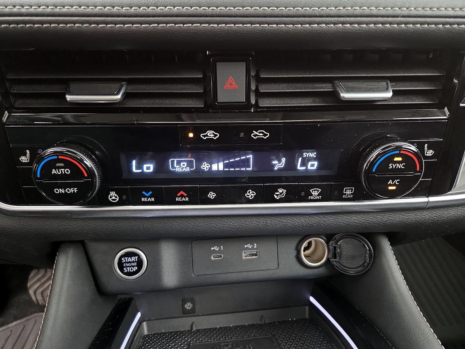 2023 Nissan Rogue Platinum - Photo 18