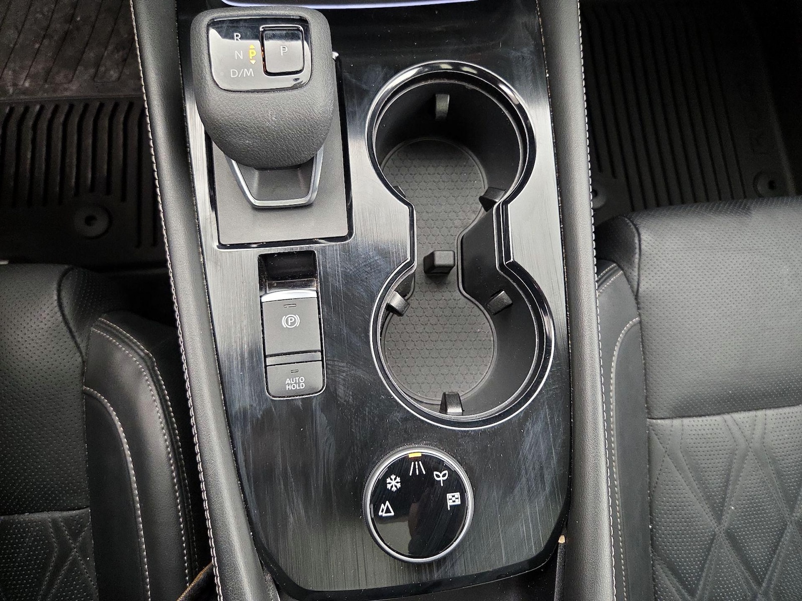 2023 Nissan Rogue Platinum - Photo 19