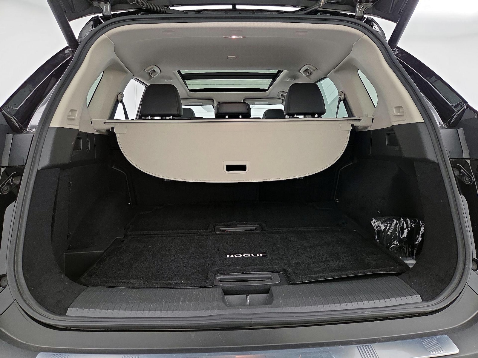 2023 Nissan Rogue Platinum - Photo 23