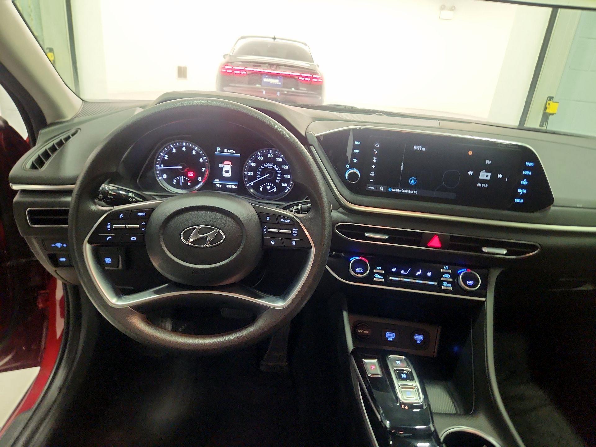 Thumbnail: 2023 Hyundai Sonata - 9
