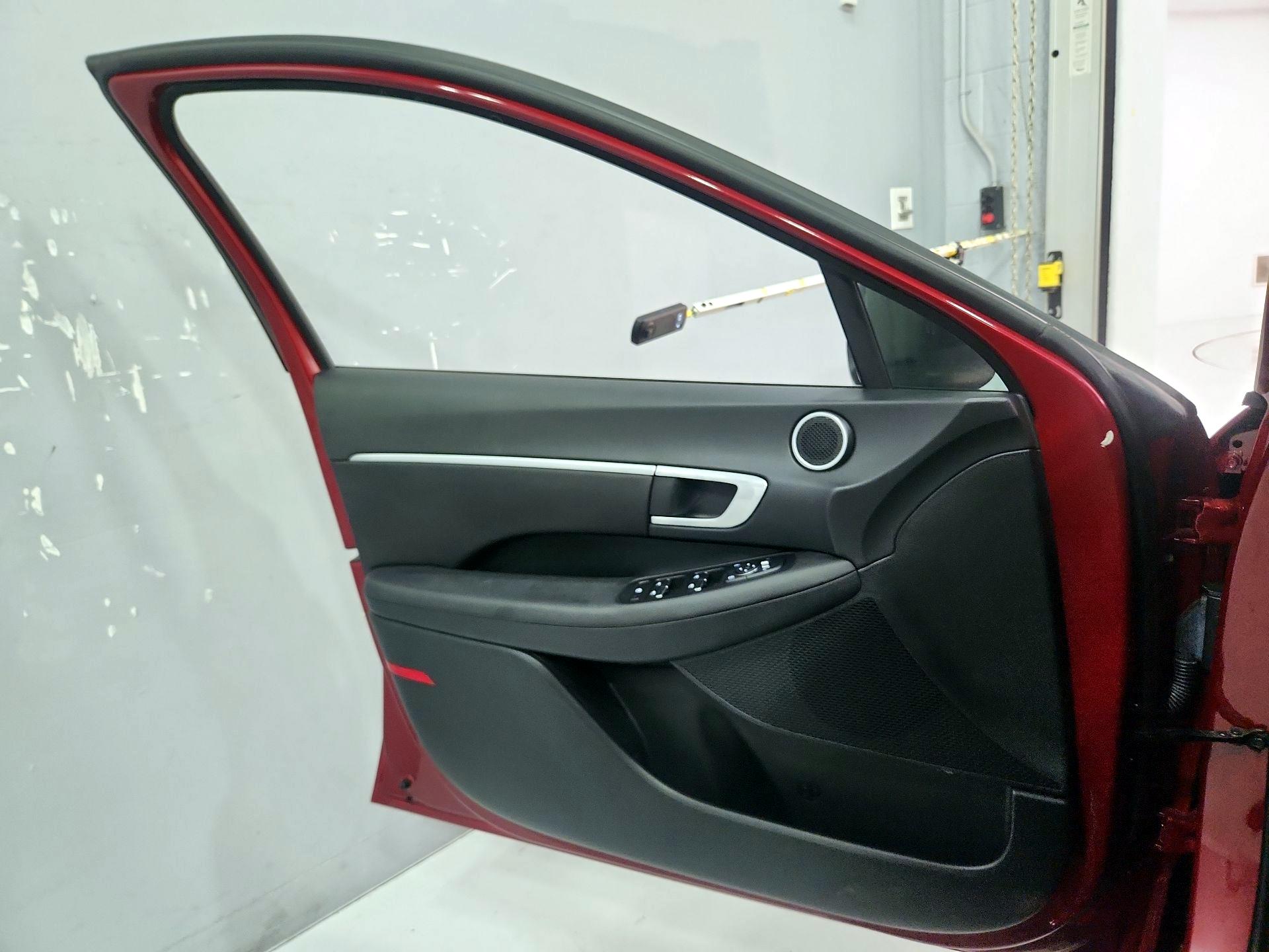 Thumbnail: 2023 Hyundai Sonata - 12