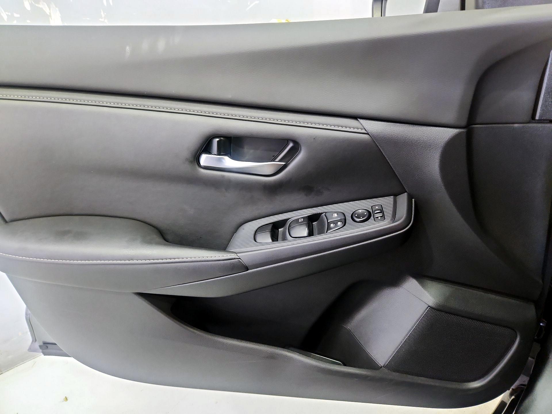 Thumbnail: 2022 Nissan Sentra - 12