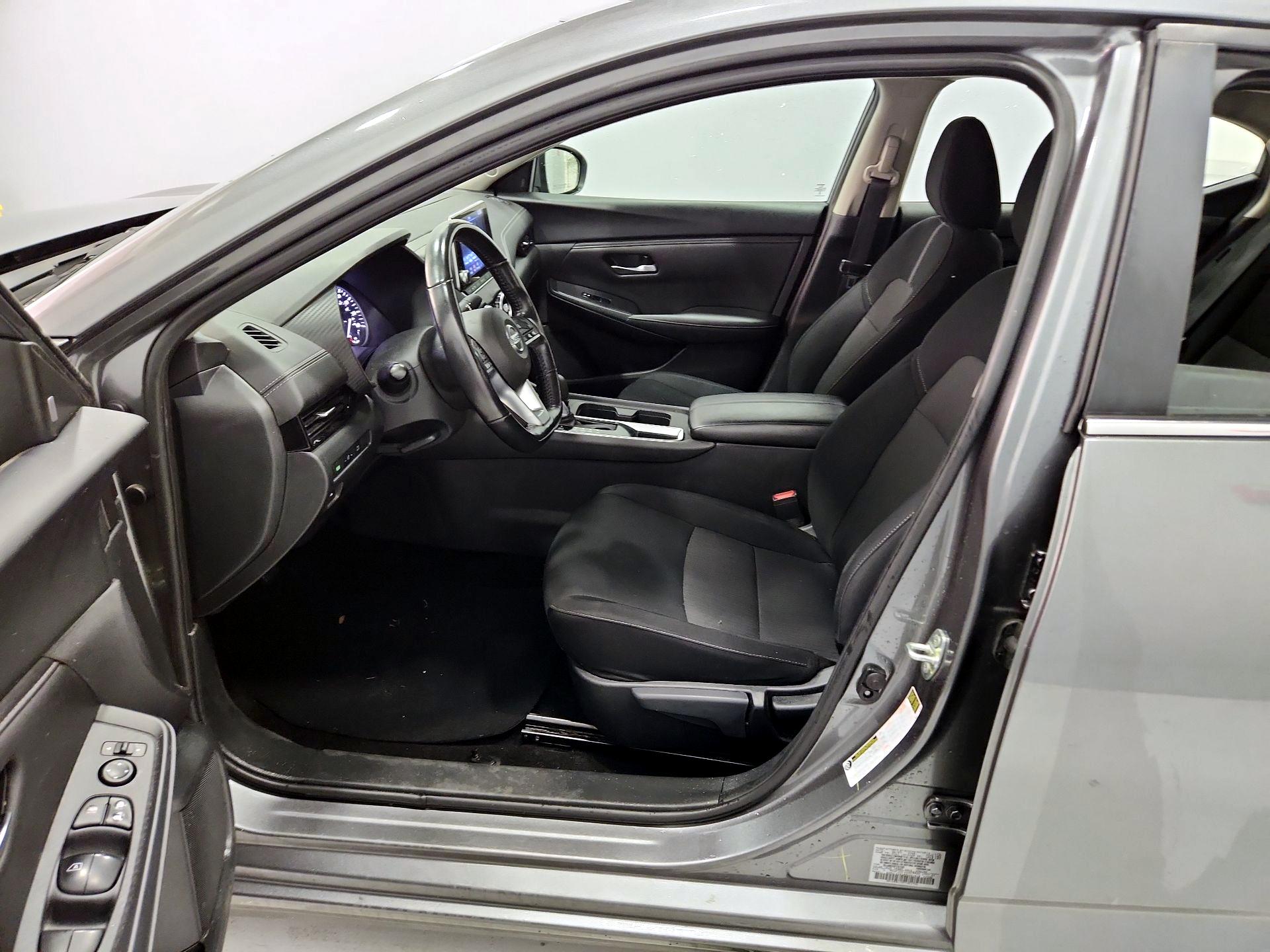 Thumbnail: 2023 Nissan Sentra - 11