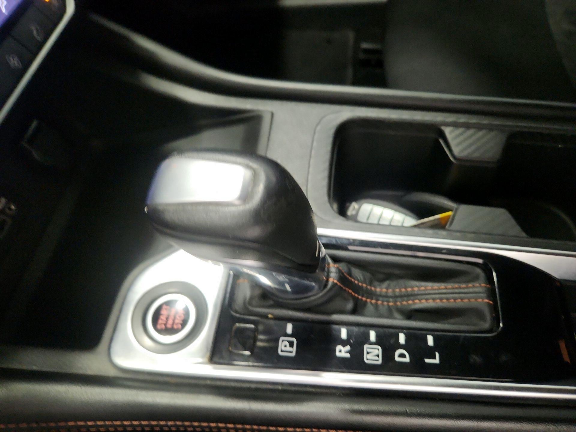 Thumbnail: 2020 Nissan Sentra - 17