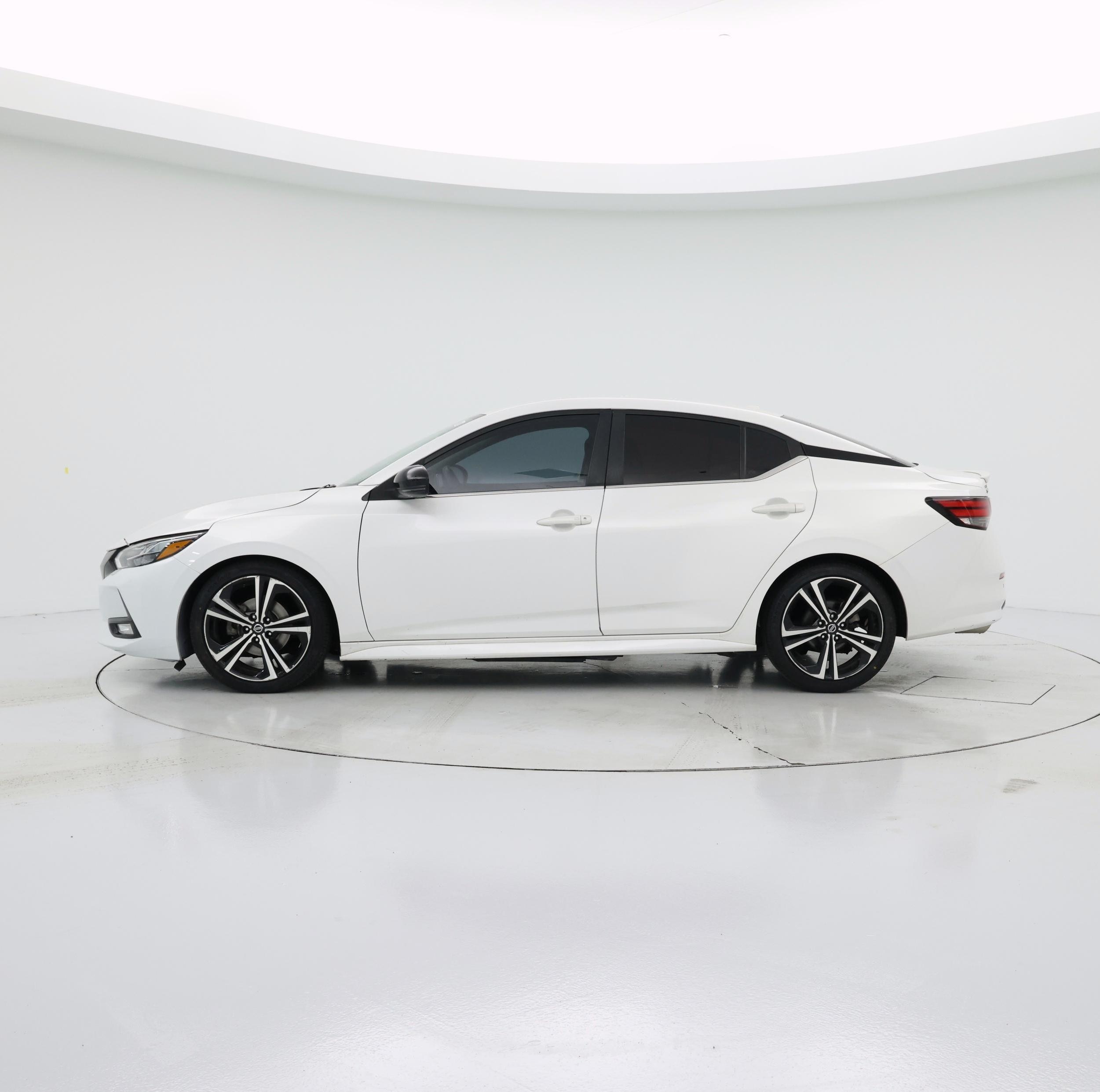 Thumbnail: 2020 Nissan Sentra - 3