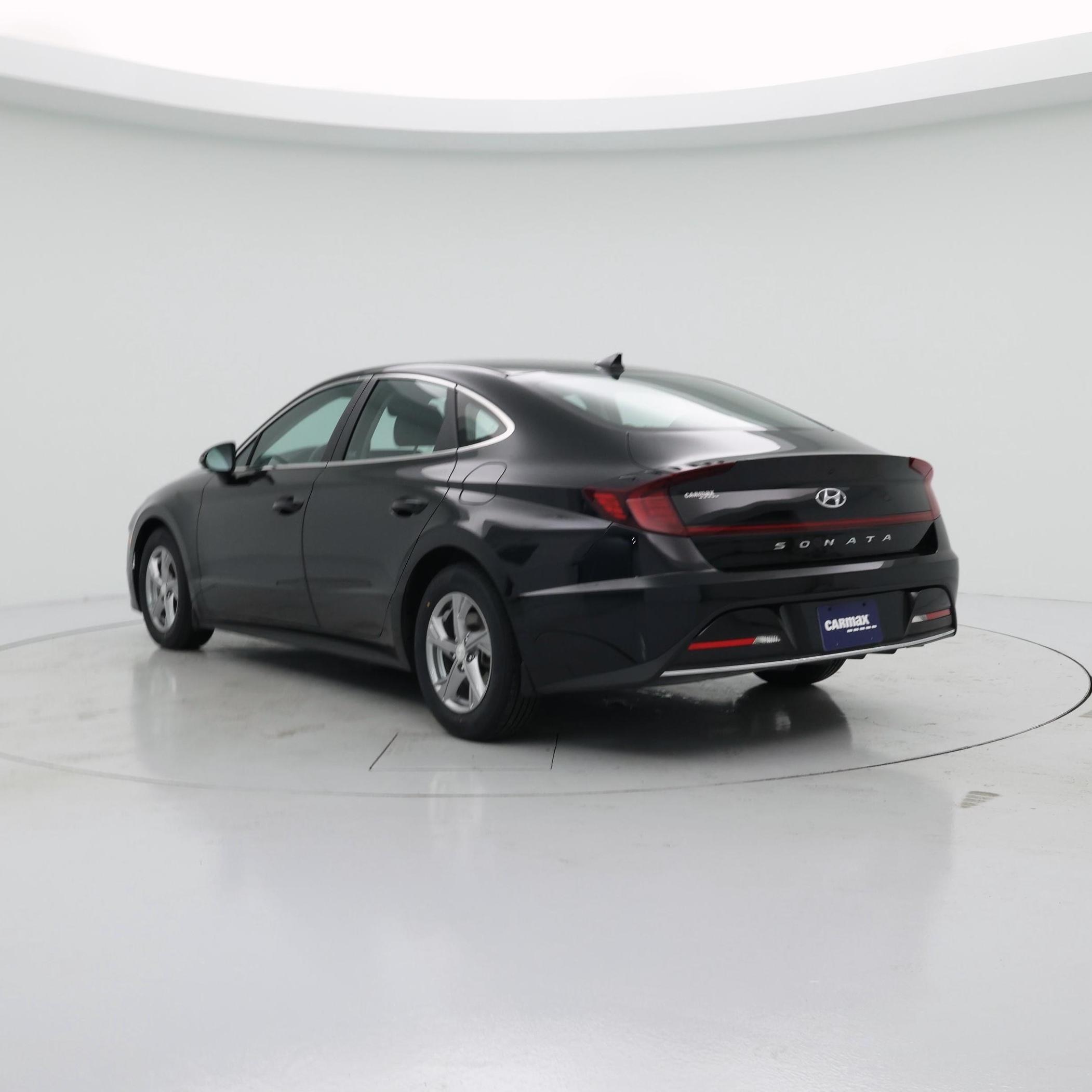 Thumbnail: 2023 Hyundai Sonata - 2