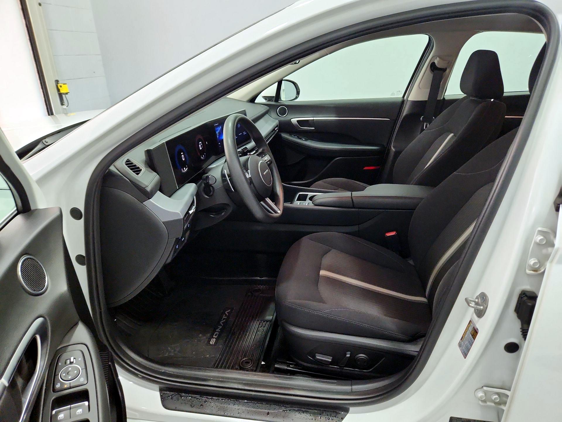 Thumbnail: 2024 Hyundai Sonata - 11