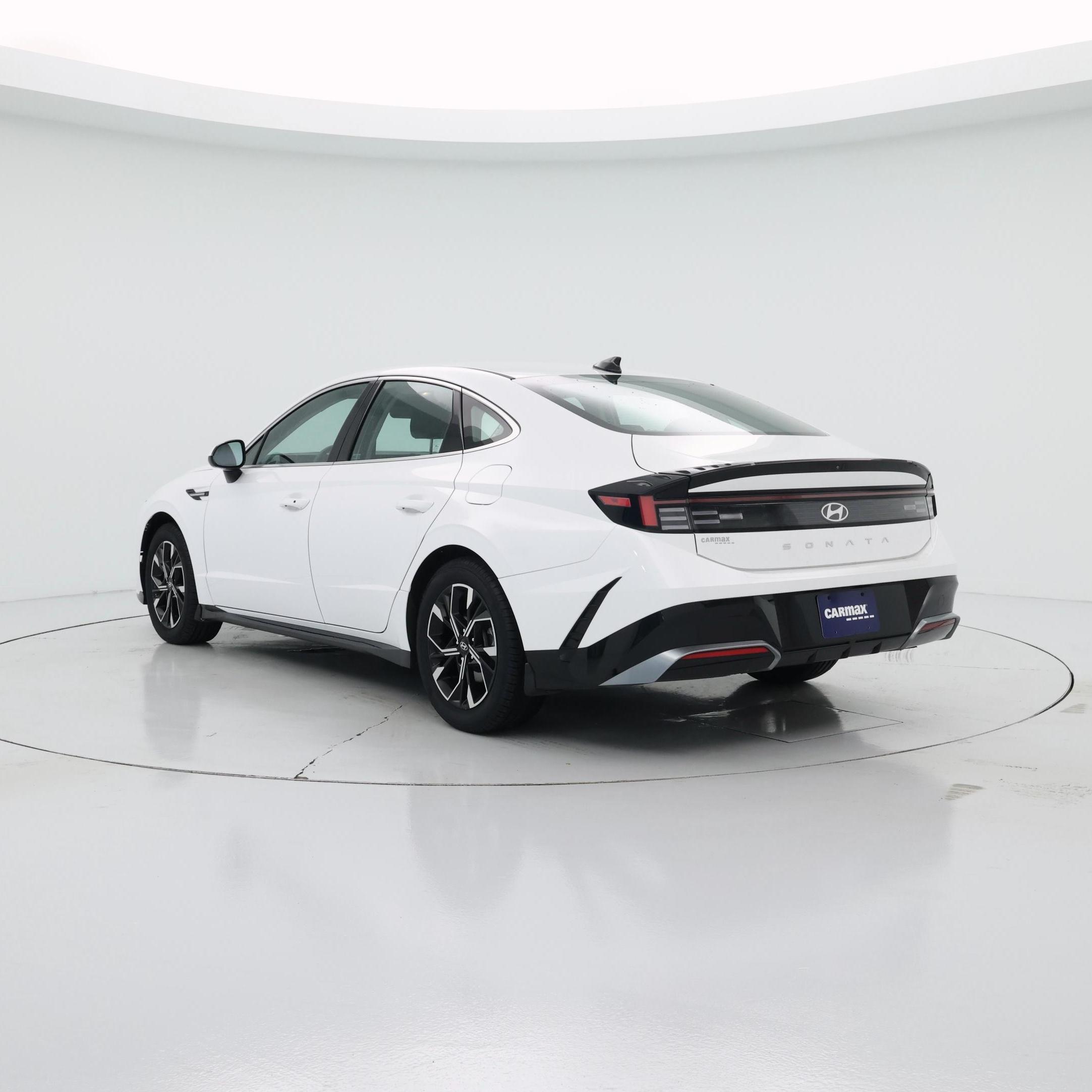 Thumbnail: 2024 Hyundai Sonata - 2