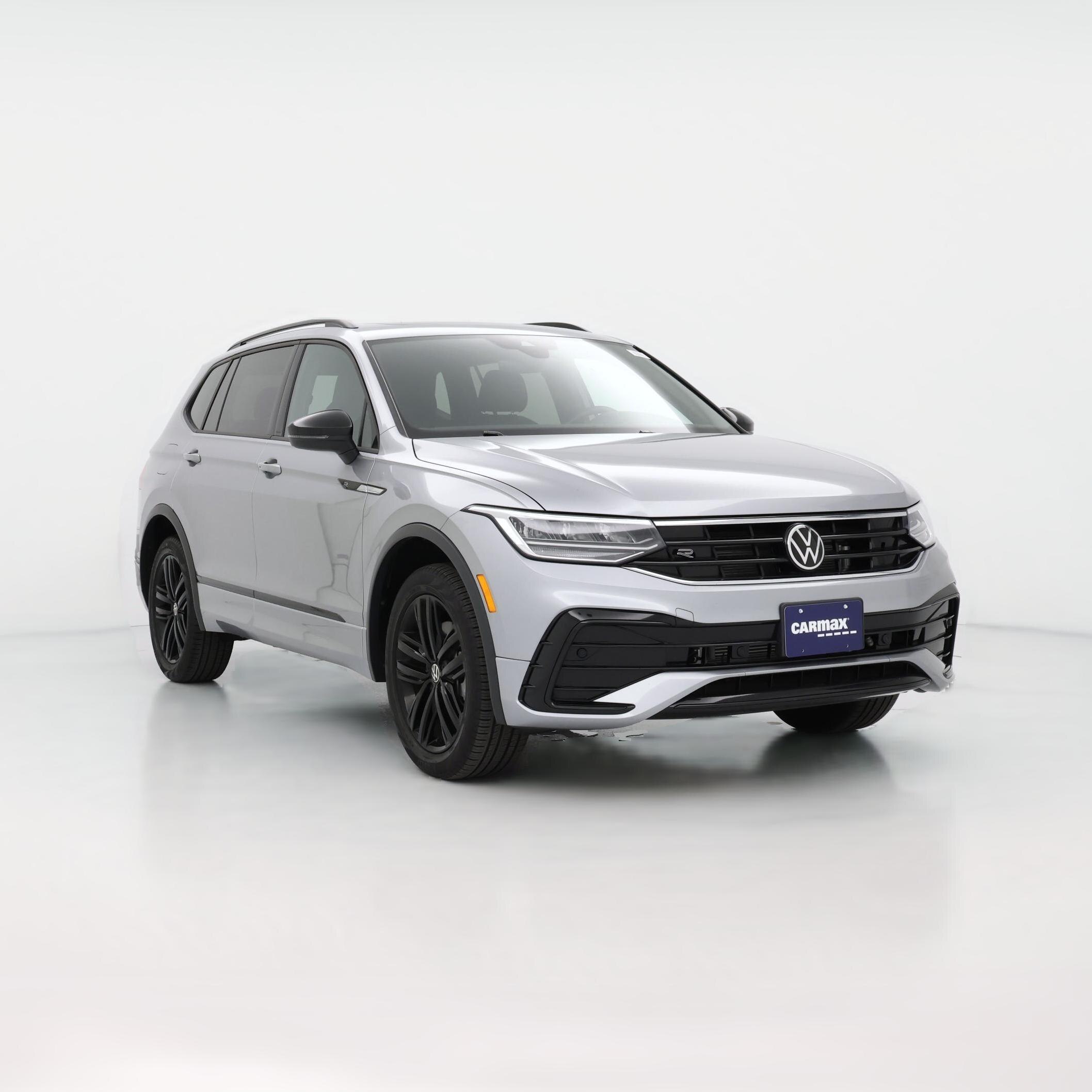 Thumbnail: 2022 Volkswagen Tiguan - 1