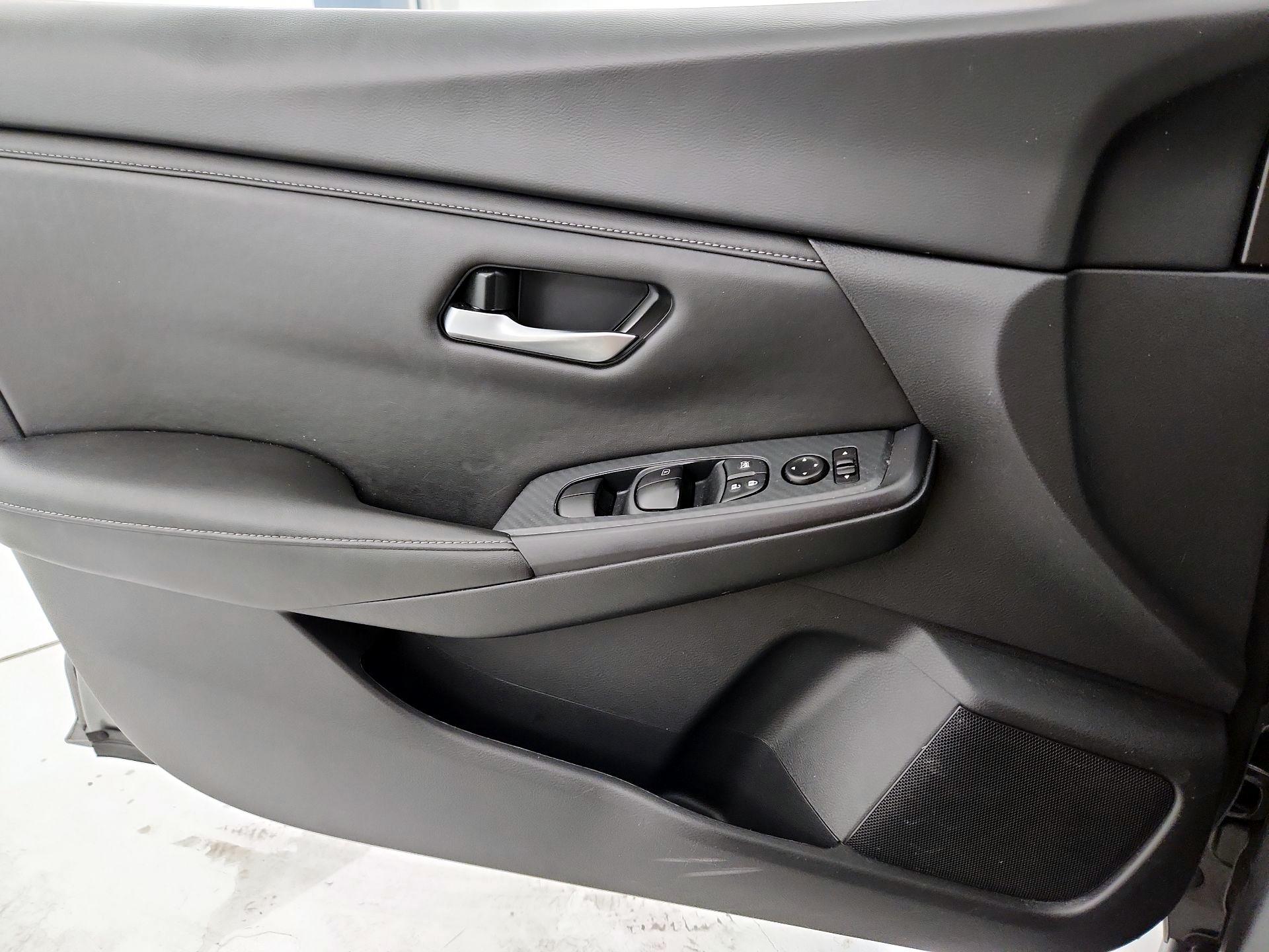 Thumbnail: 2024 Nissan Sentra - 12