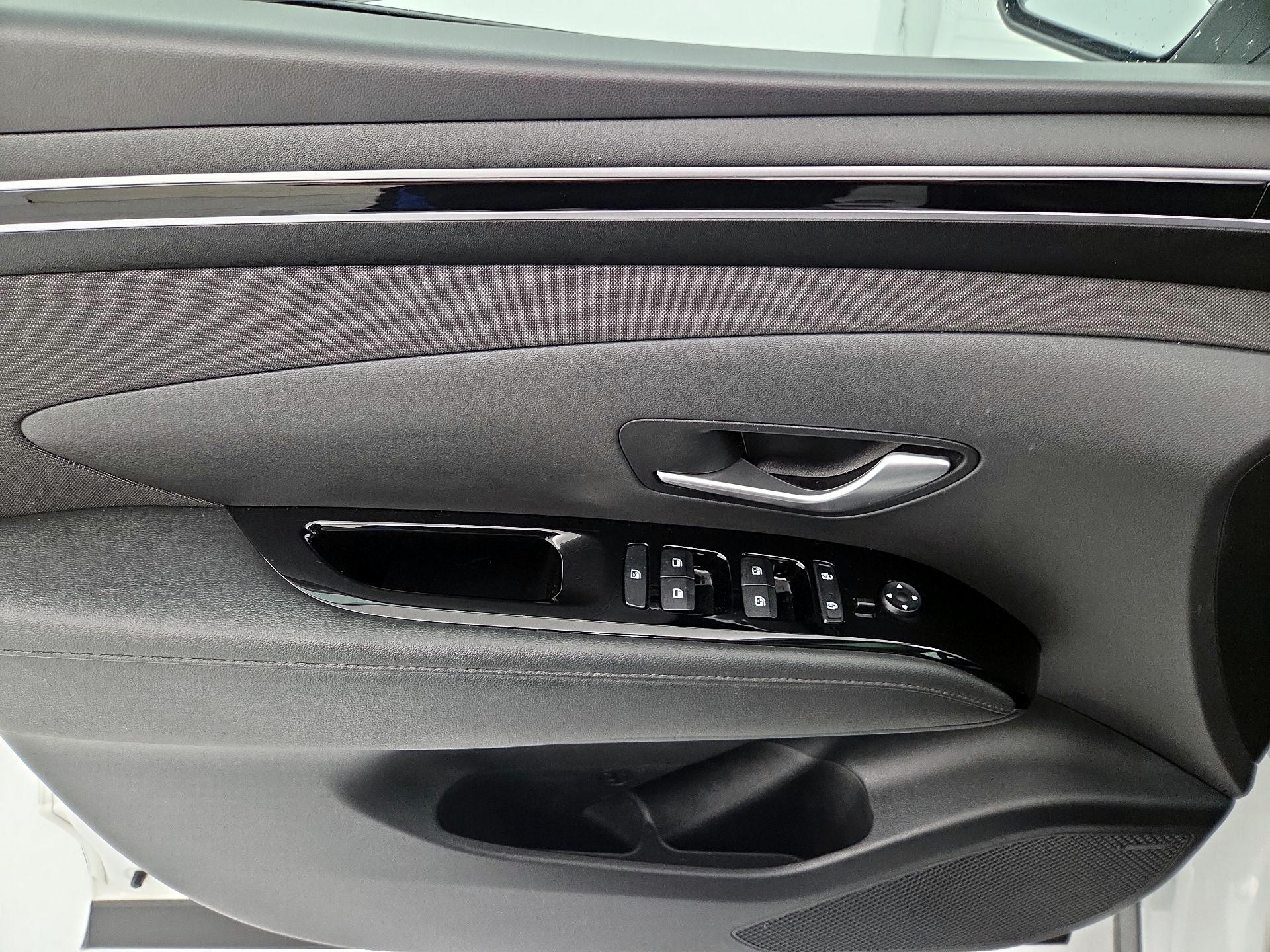 Thumbnail: 2023 Hyundai Tucson - 12