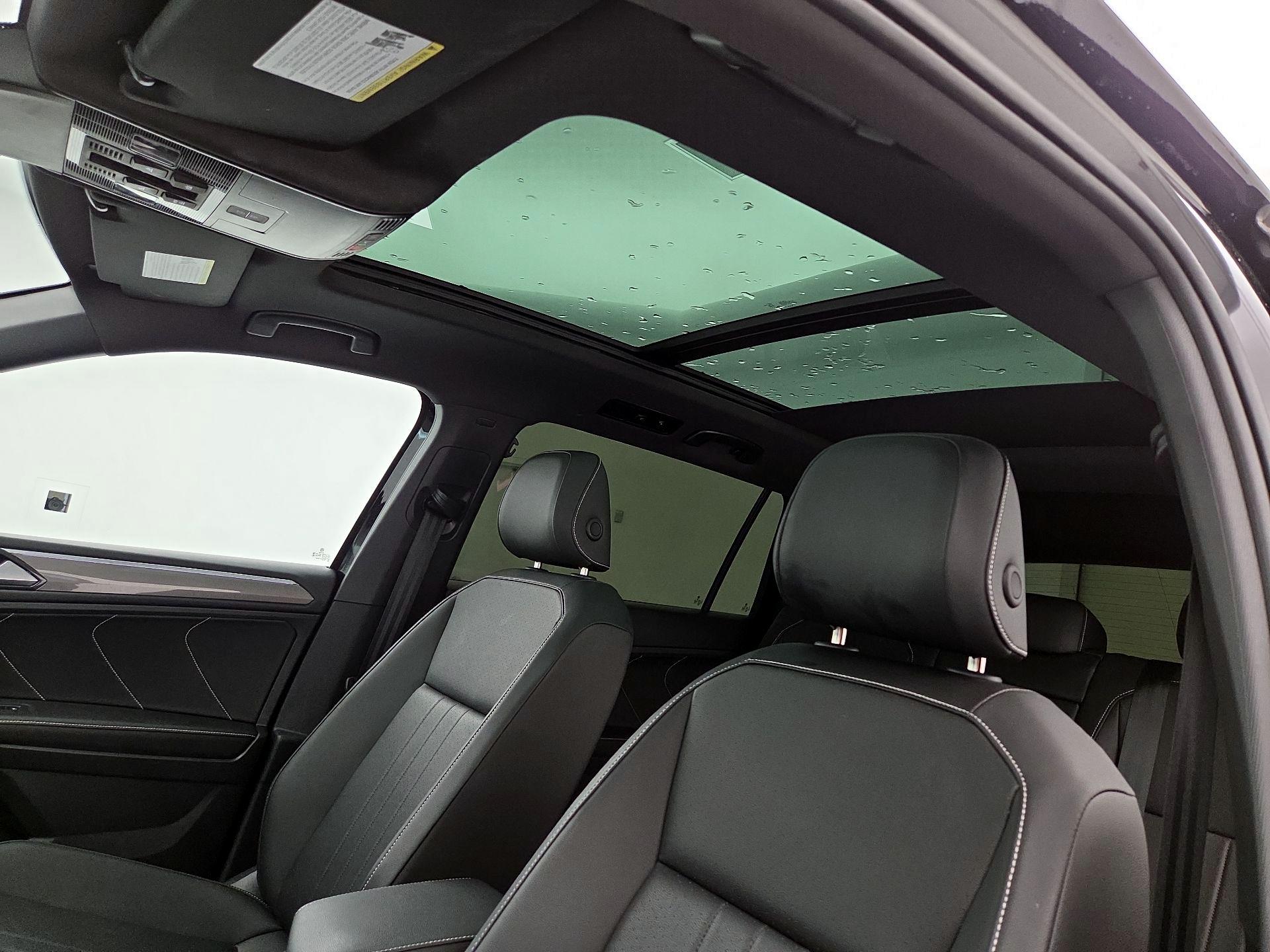 Thumbnail: 2023 Volkswagen Tiguan - 19