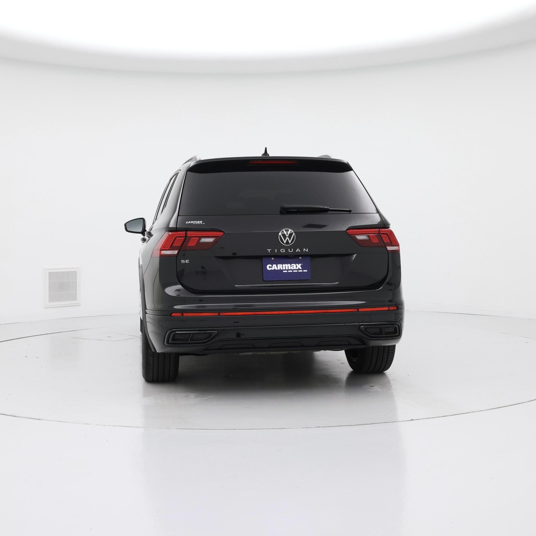 Thumbnail: 2023 Volkswagen Tiguan - 6