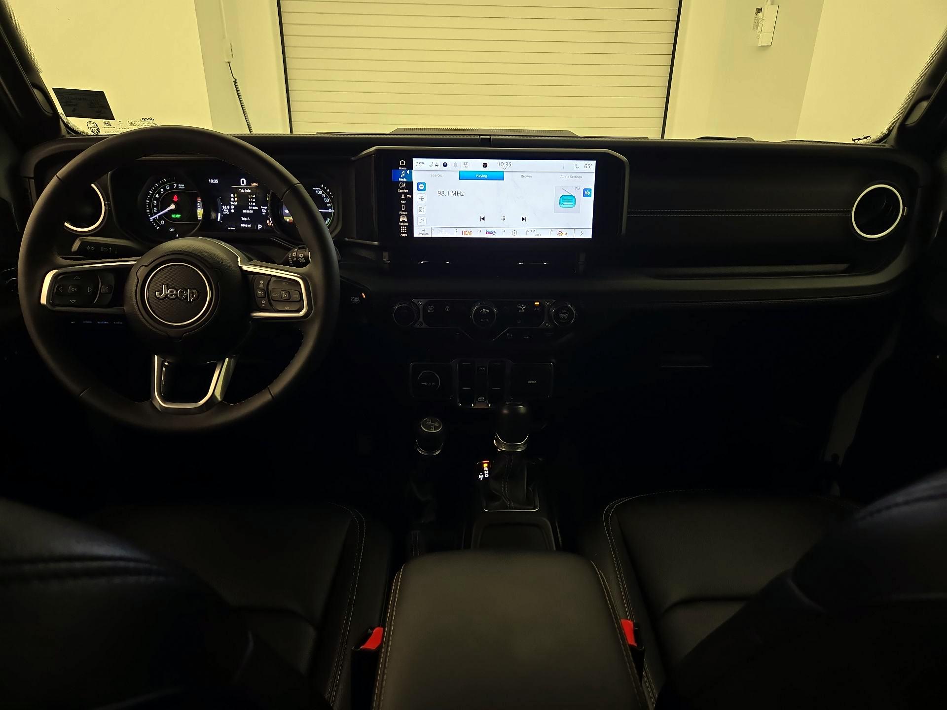 Thumbnail: 2024 Jeep Wrangler - 9