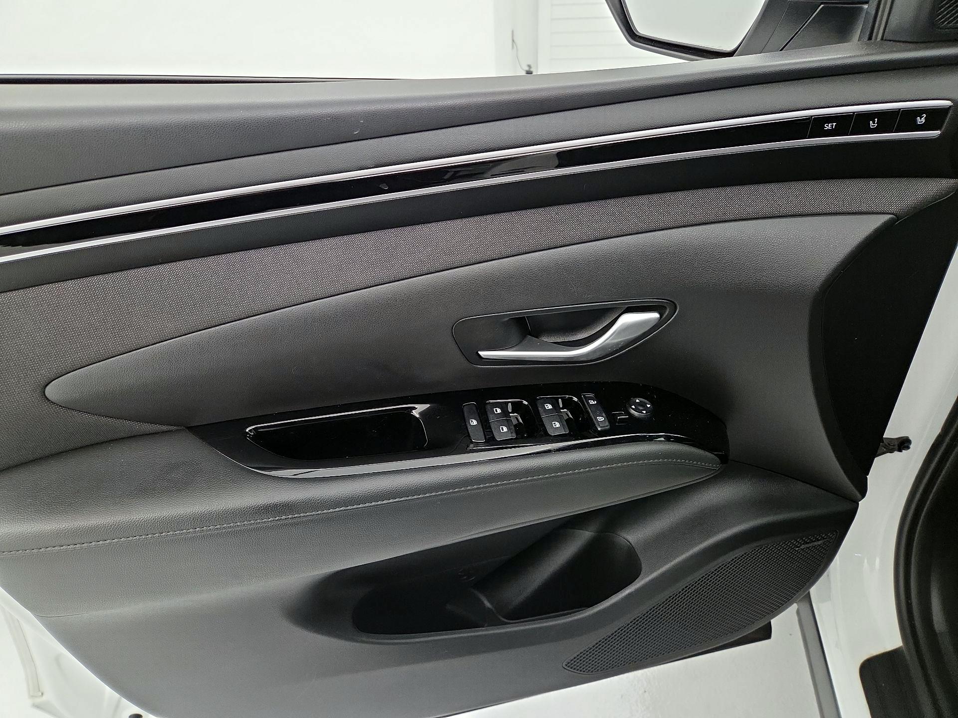 Thumbnail: 2023 Hyundai Tucson - 12