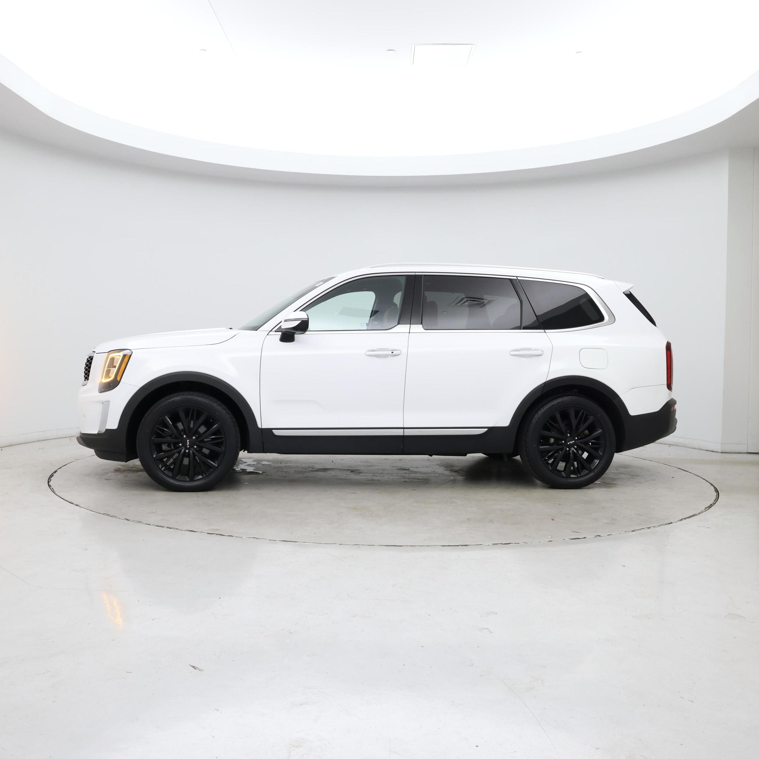 Thumbnail: 2022 Kia Telluride - 3