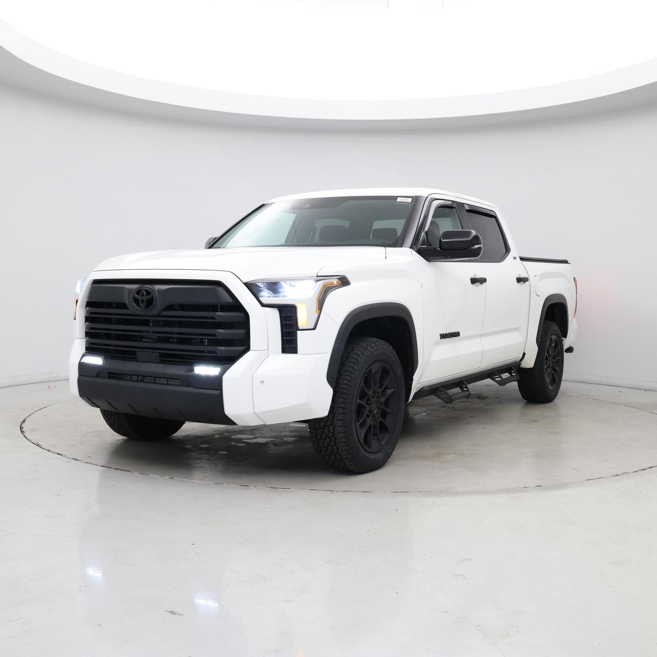 Thumbnail: 2022 Toyota Tundra - 4