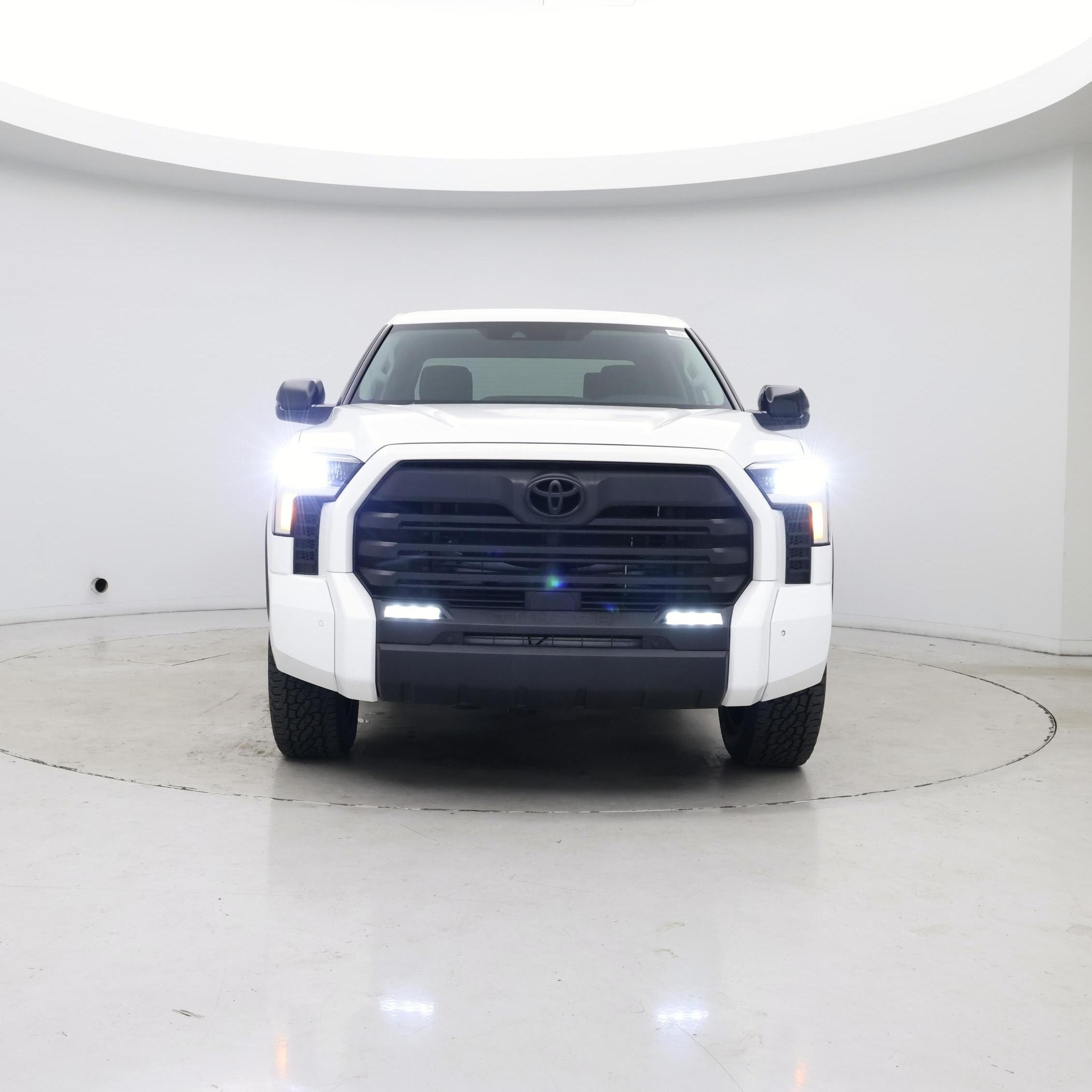 Thumbnail: 2022 Toyota Tundra - 5