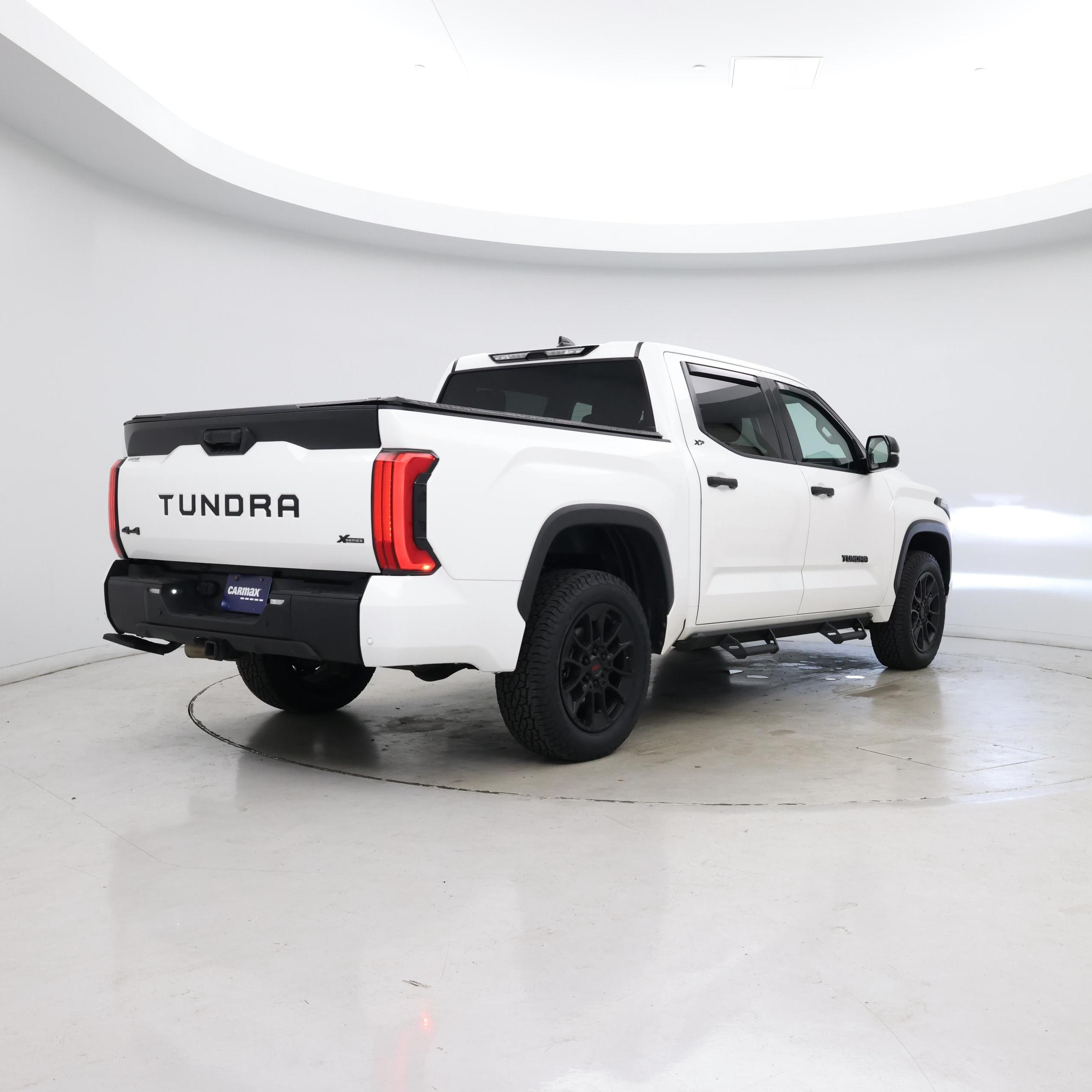 Thumbnail: 2022 Toyota Tundra - 8