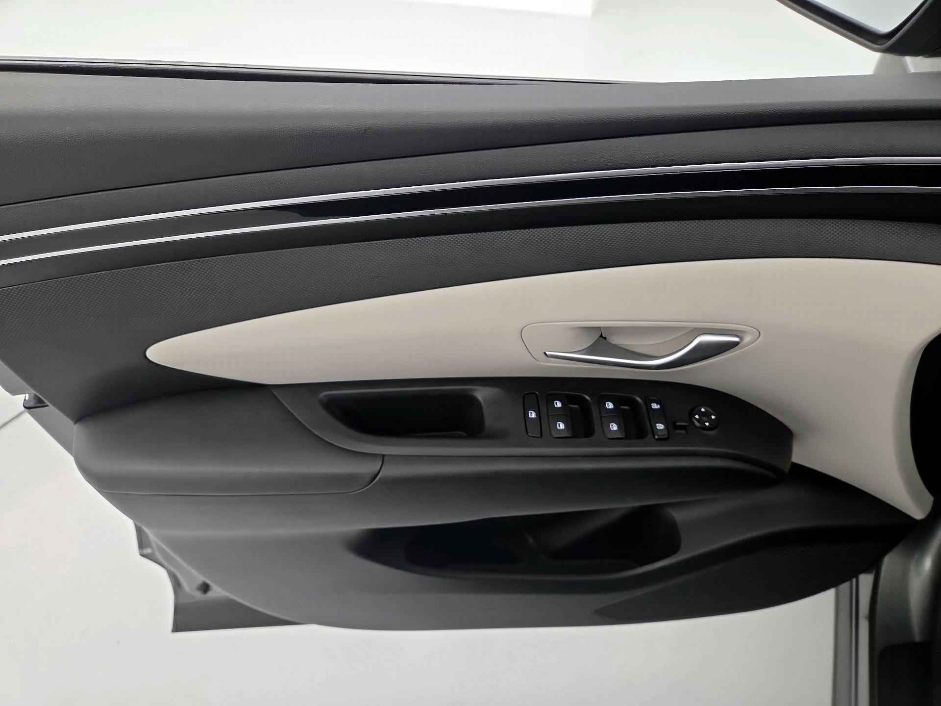 Thumbnail: 2023 Hyundai Tucson - 12