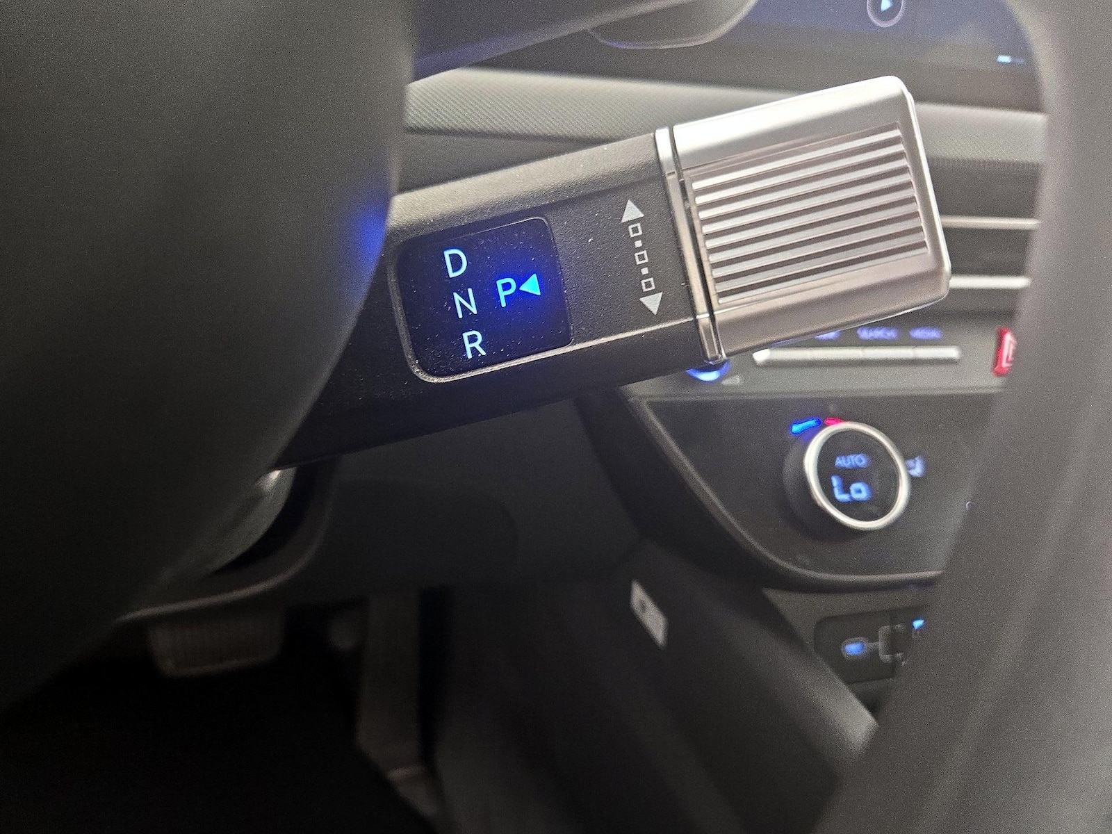 2025 Hyundai Sonata SEL - Photo 18