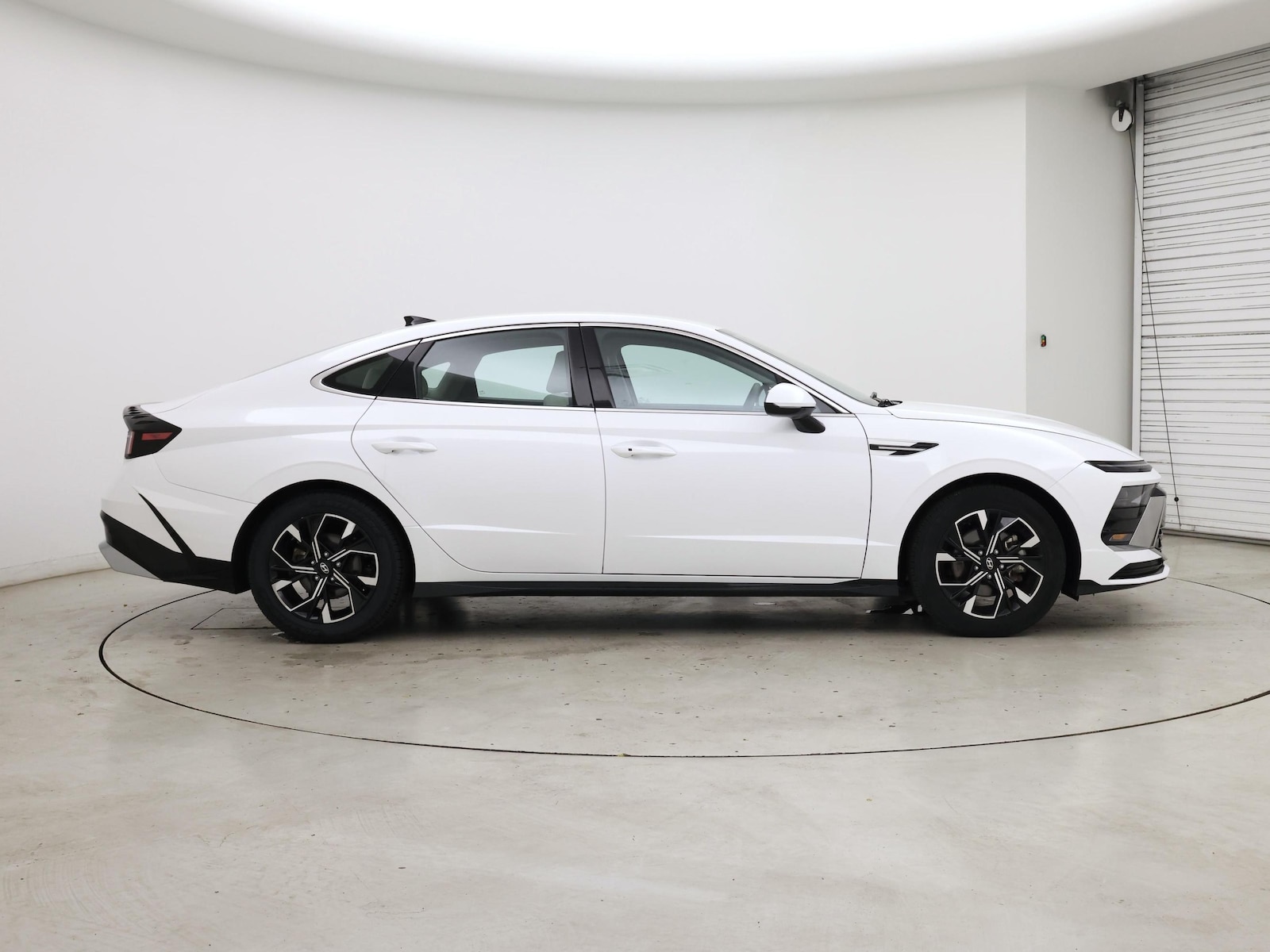 2025 Hyundai Sonata SEL - Photo 8