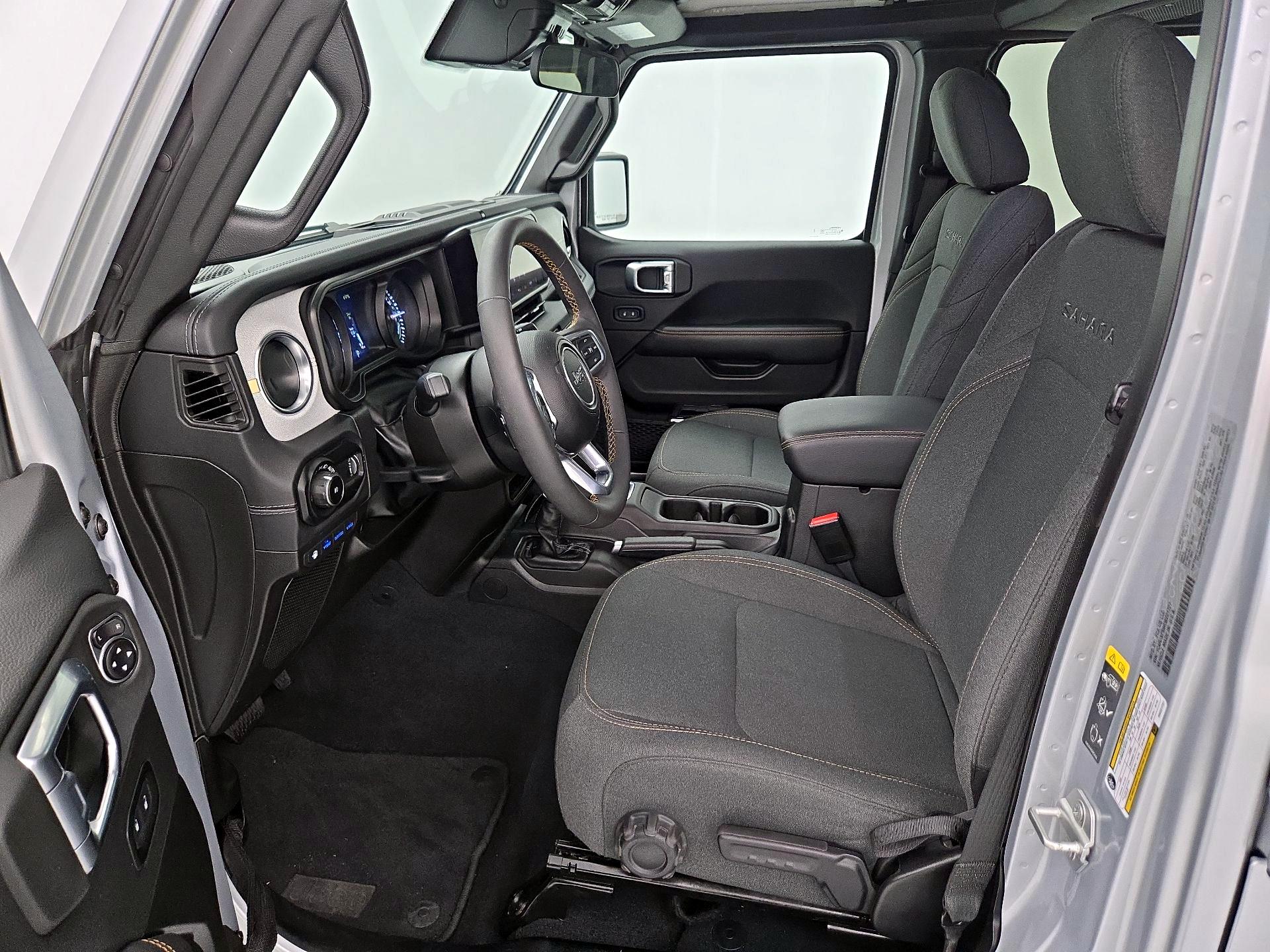 Thumbnail: 2024 Jeep Wrangler - 11